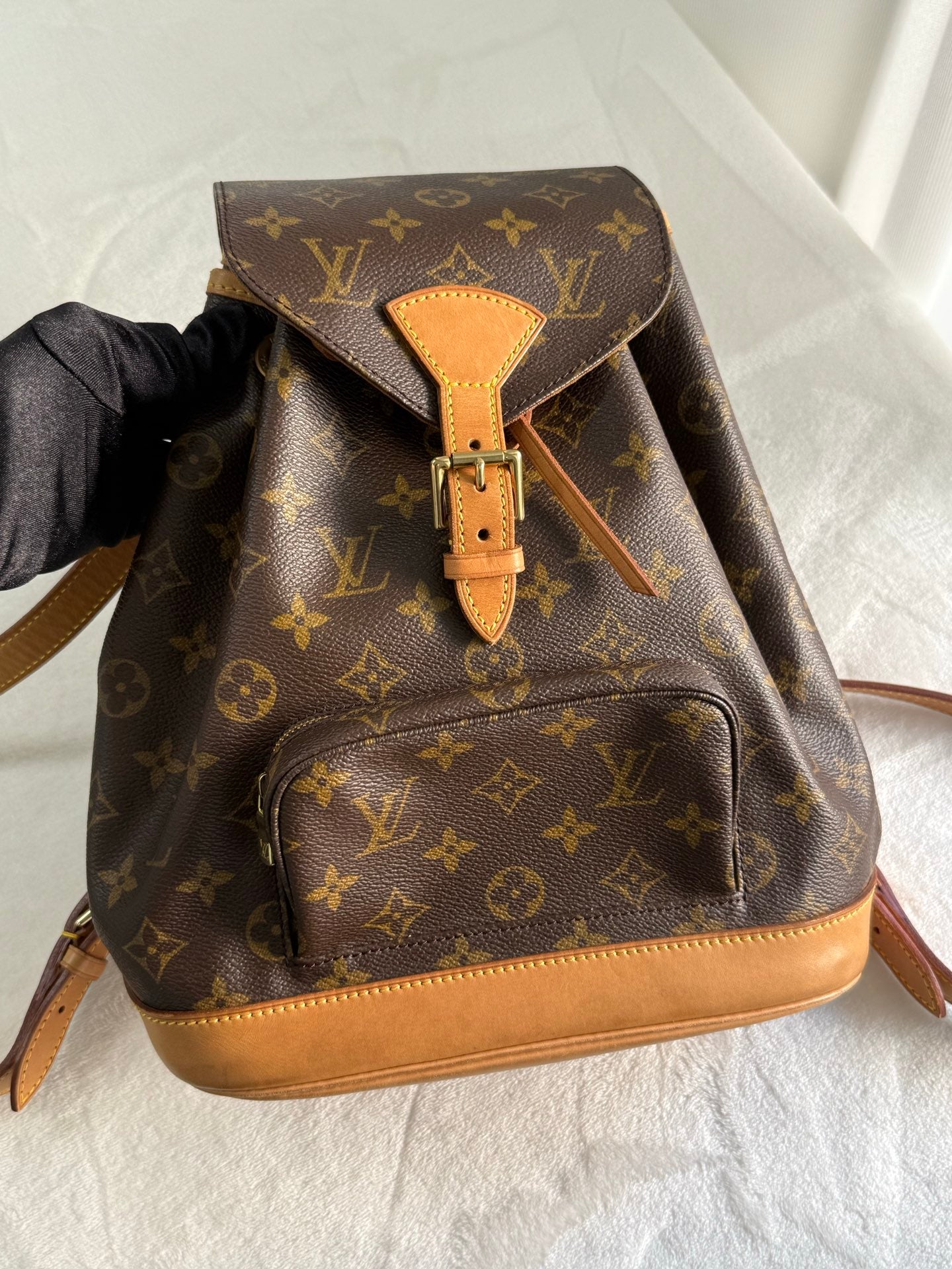LOUIS VUITTON Monogram Backpack