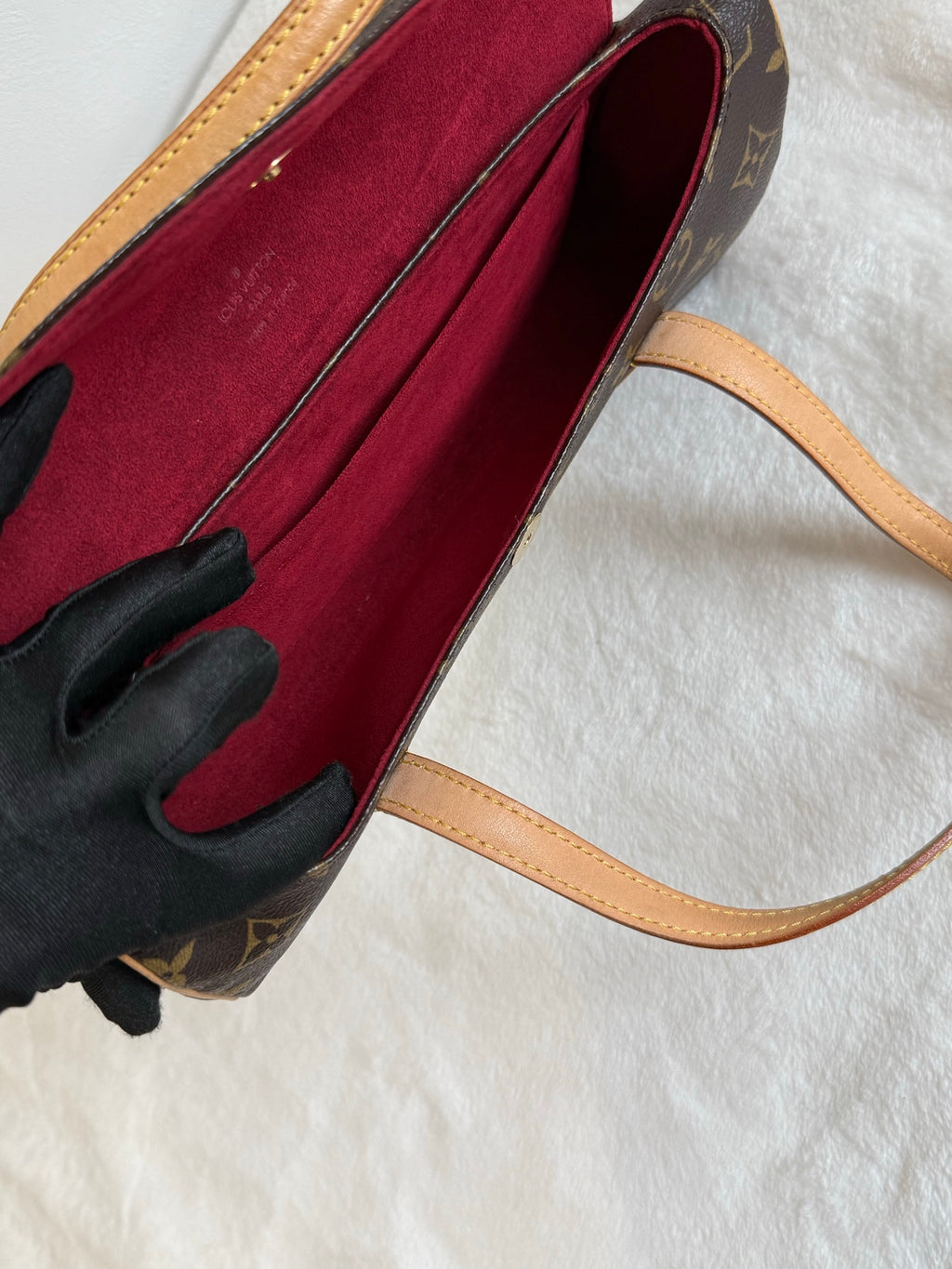 LOUIS VUITTON Sonatine Monogram Handbag