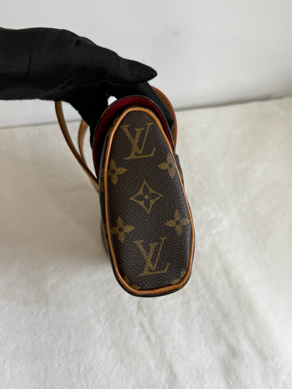 LOUIS VUITTON Sonatine Monogram Handbag