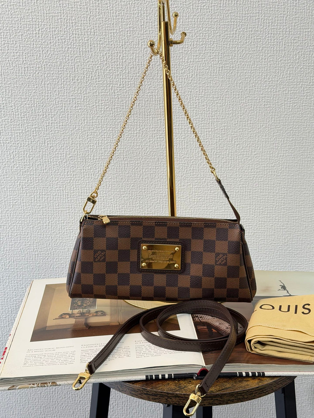 LOUIS VUITTON Damier EVA Chainbag