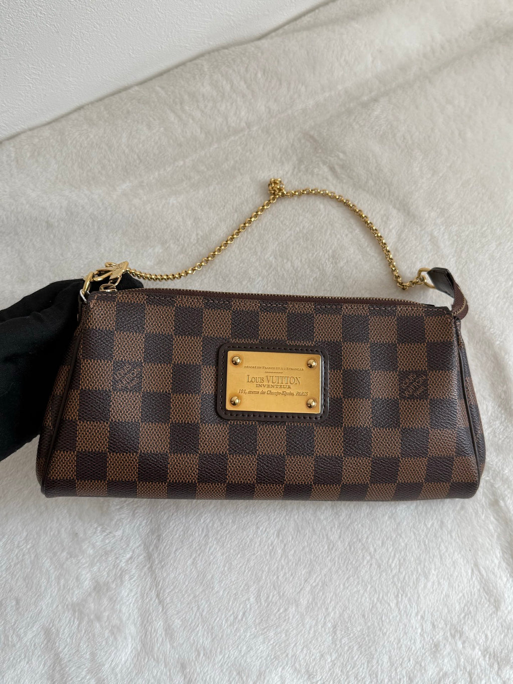 LOUIS VUITTON Damier EVA Chainbag