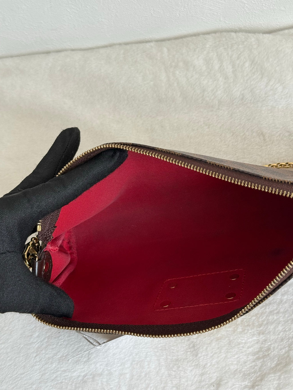LOUIS VUITTON Damier EVA Chainbag