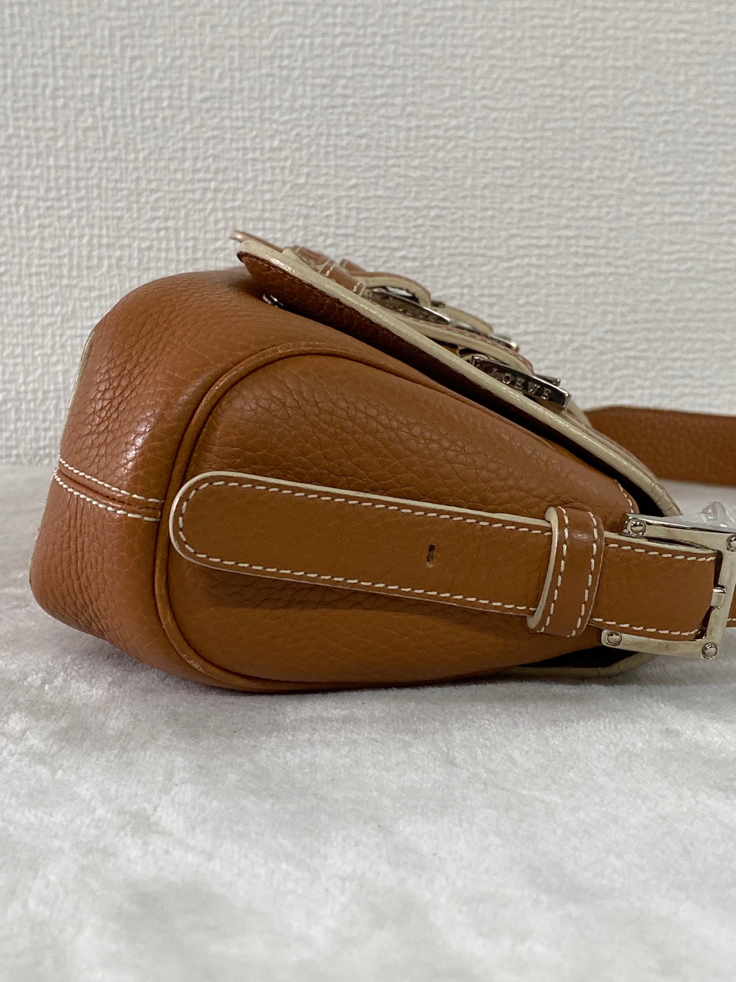 LOEWE Genuine Senda Shoulderbag (brown)