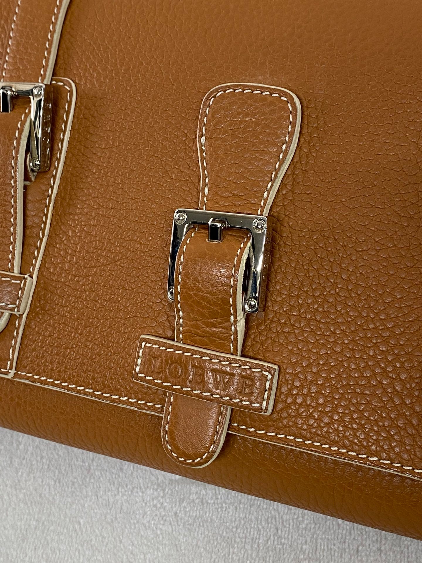 LOEWE Genuine Senda Shoulderbag (brown)