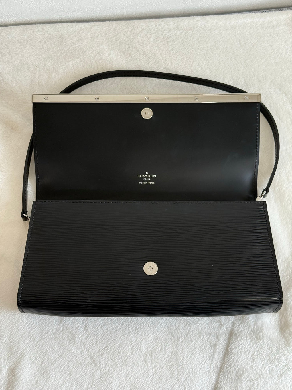 LOUIS VUITTON Epi Shoulderbag