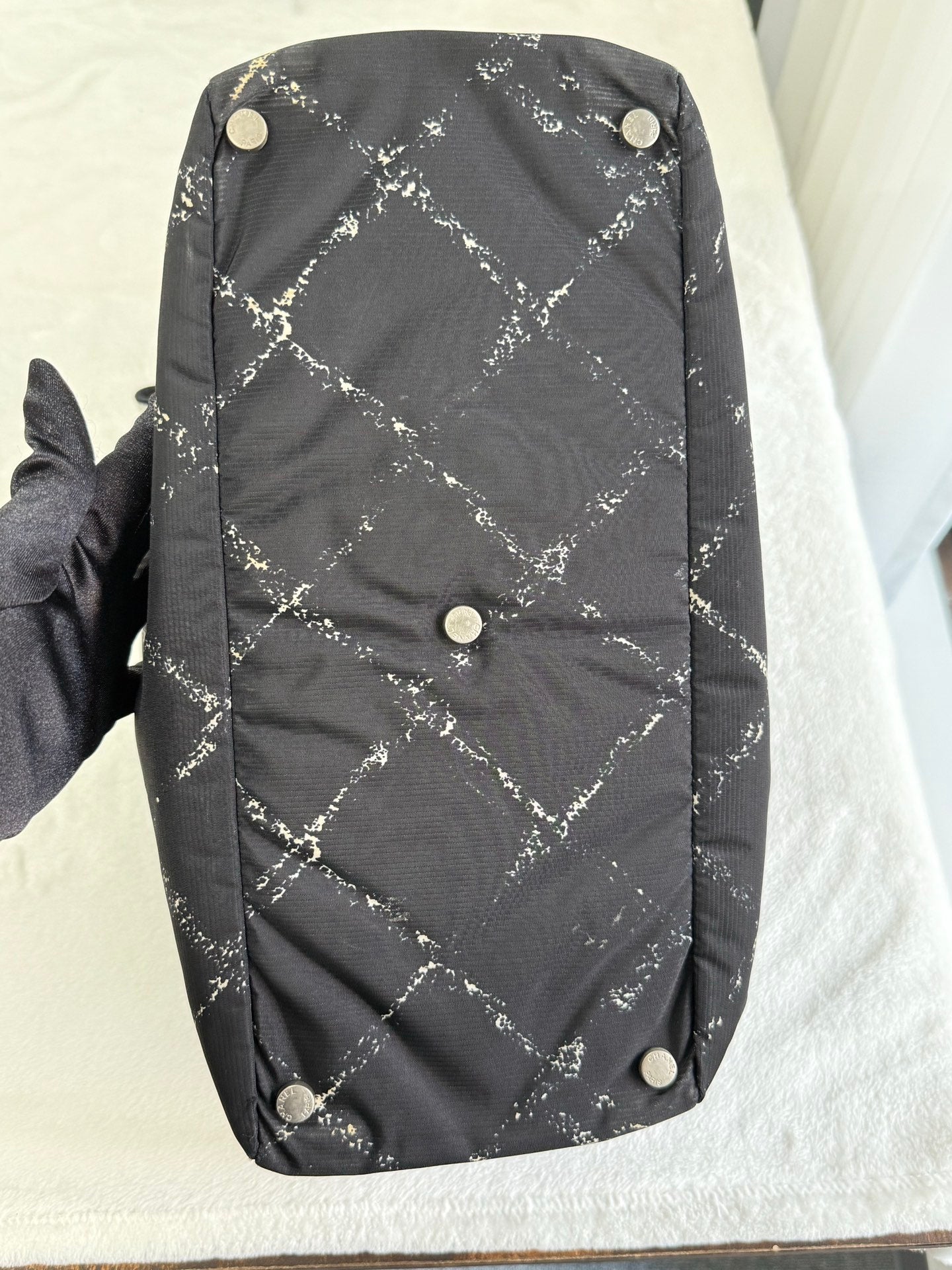 CHANEL Ice Cube Totebag