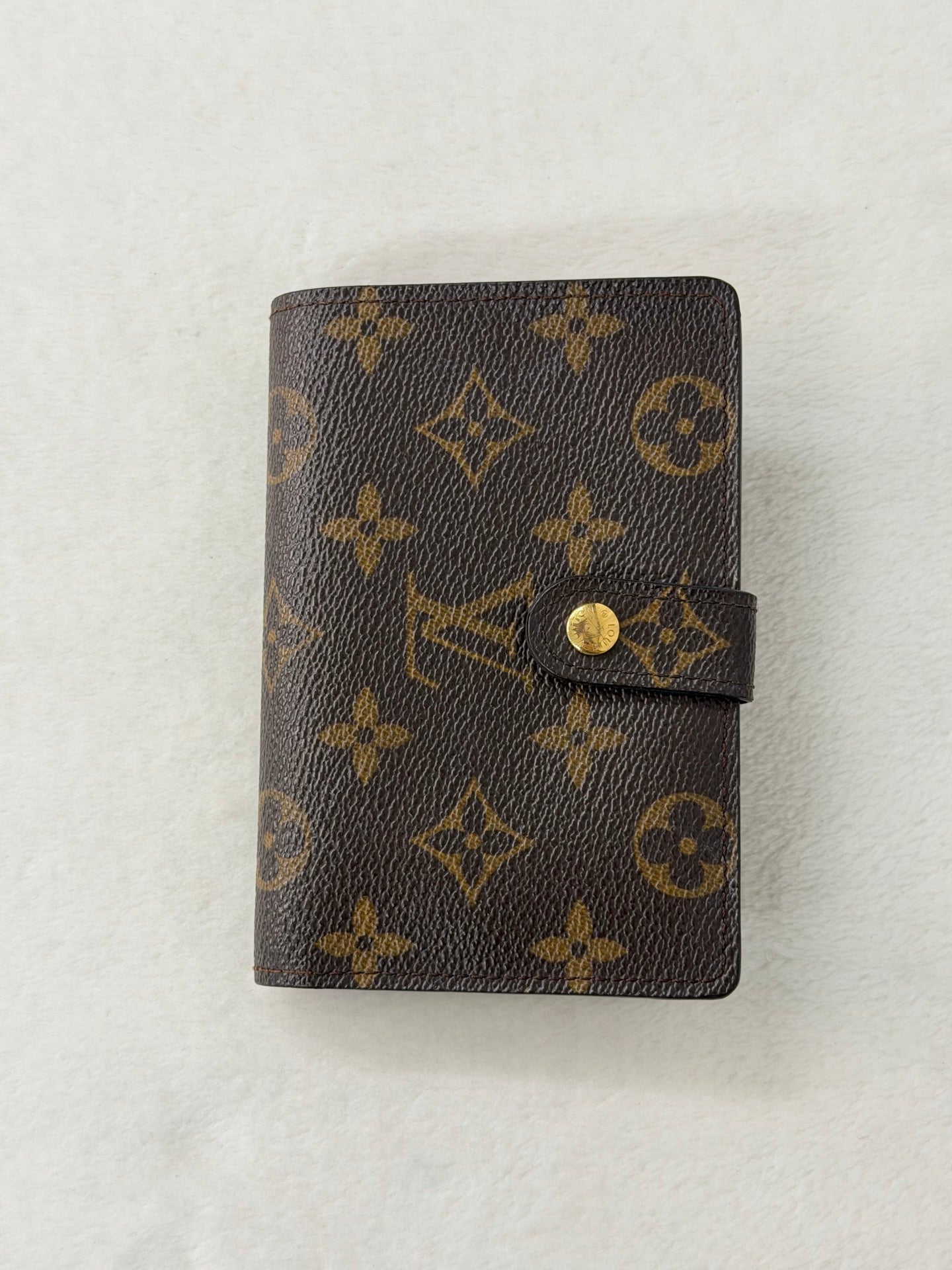 LOUIS VUITTON Monogram Bifold Wallet