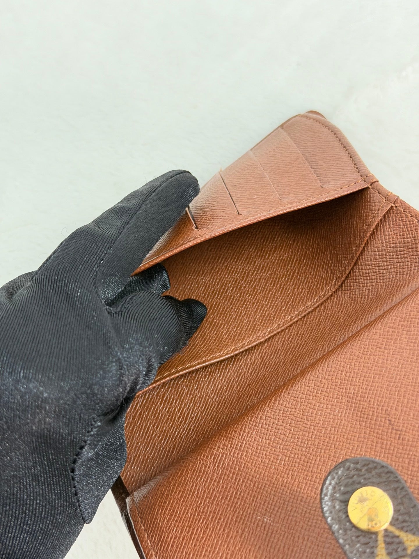 LOUIS VUITTON Monogram Bifold Wallet