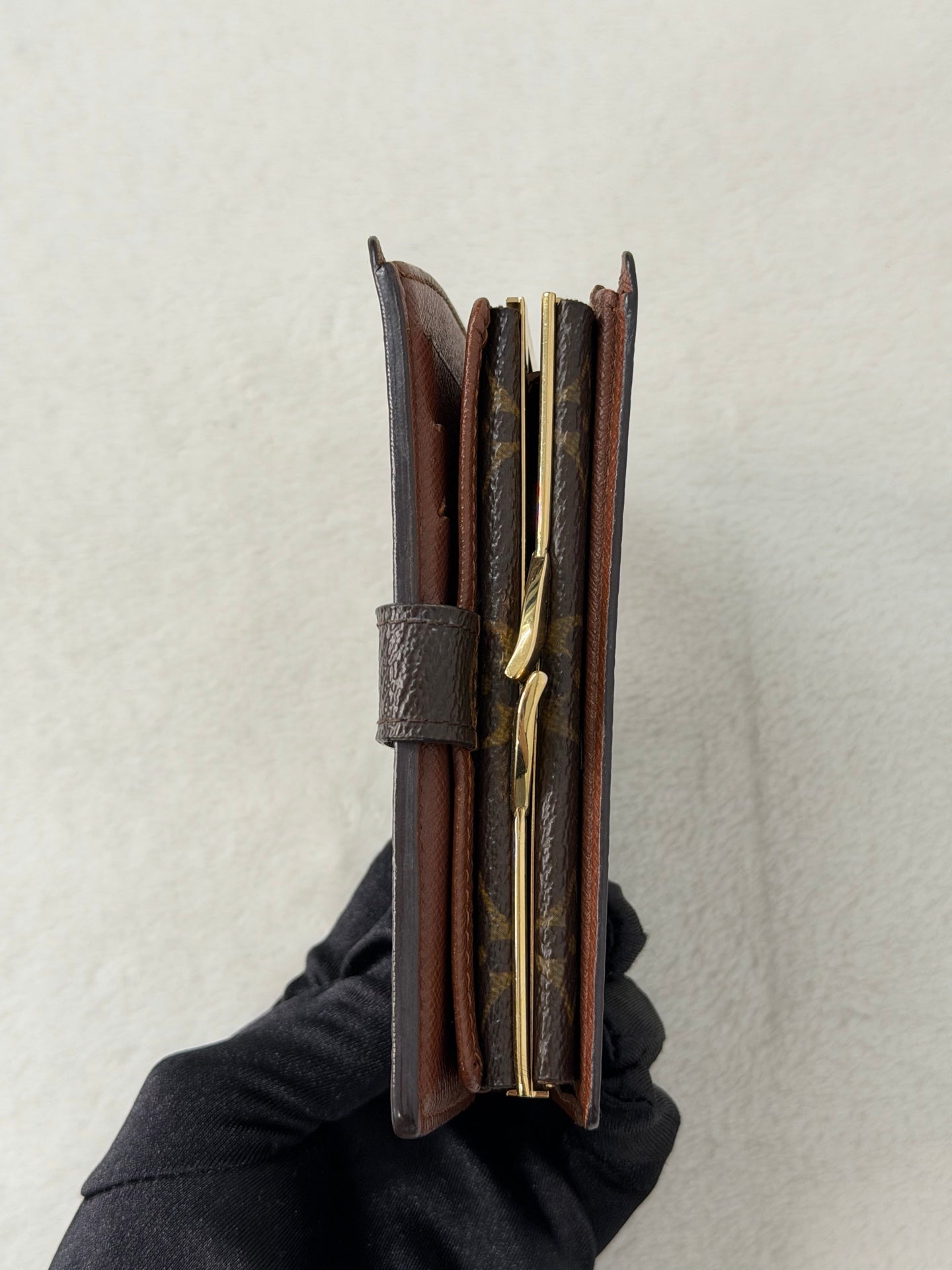 LOUIS VUITTON Monogram Bifold Wallet