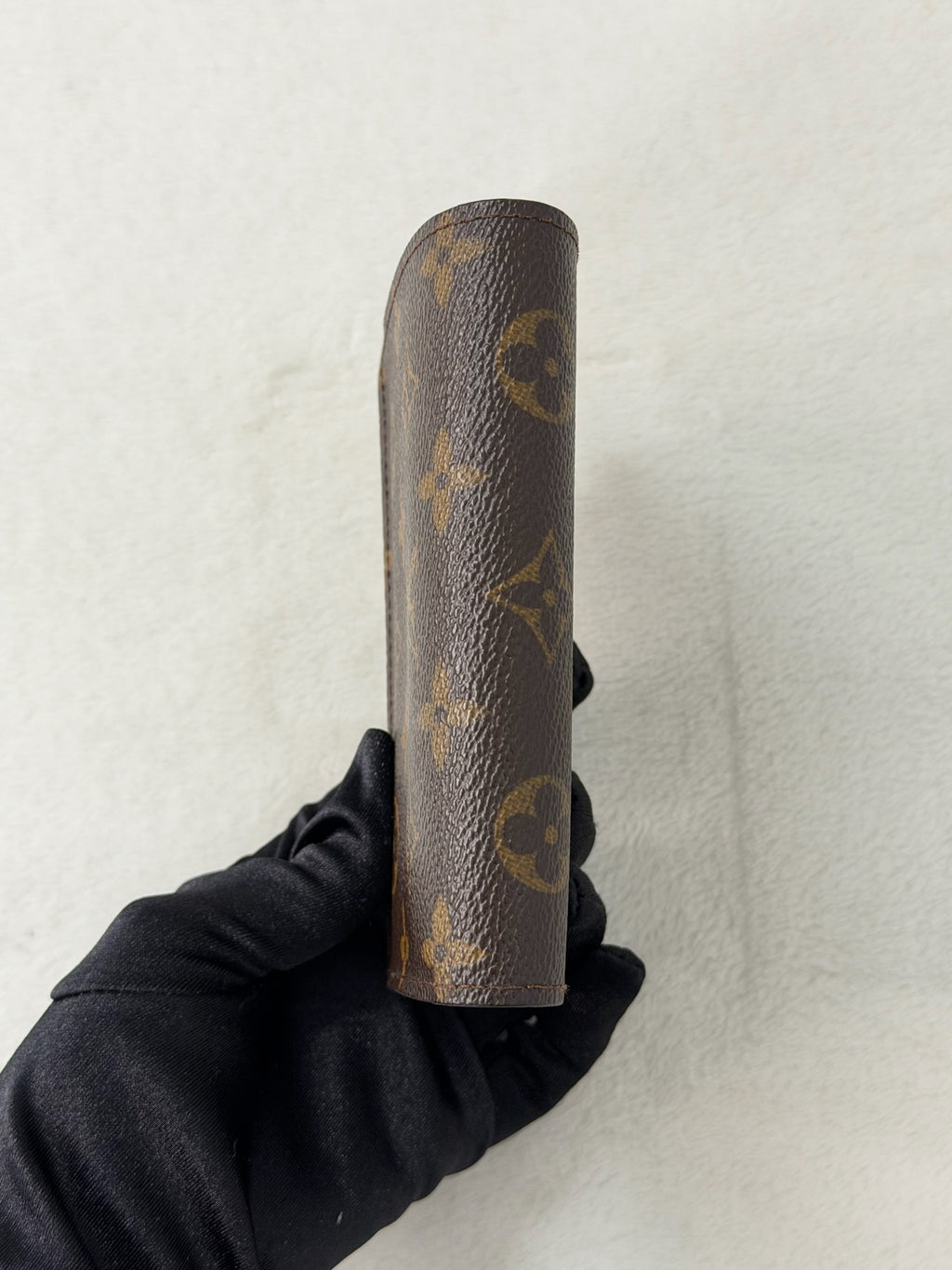 LOUIS VUITTON Monogram Bifold Wallet