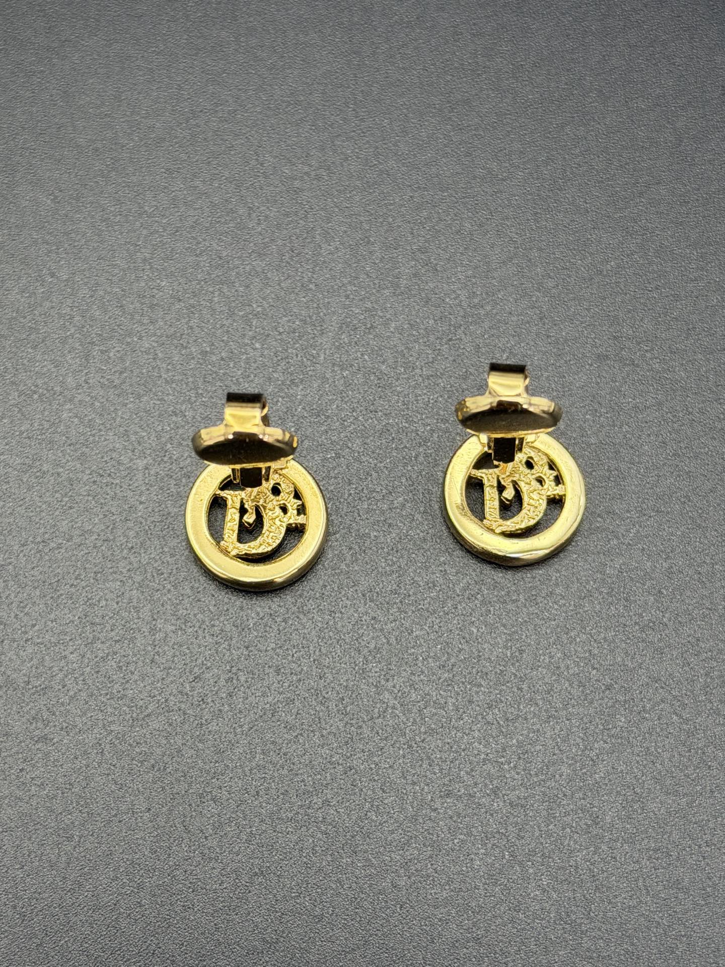 CHRISTIAN DIOR CD Logo Ear Clips