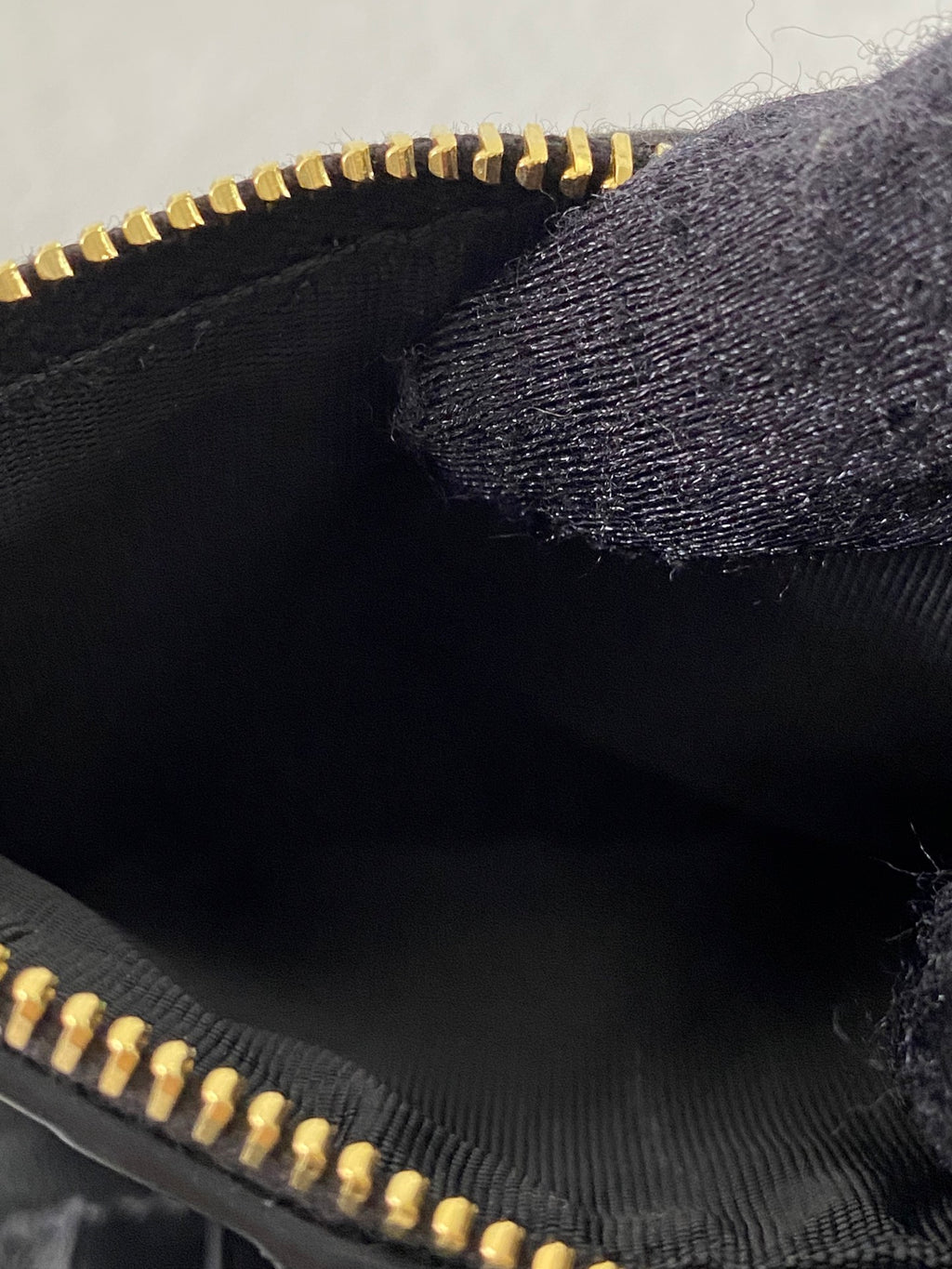 Yves Saint Laurent Caiver Bifold Wallet