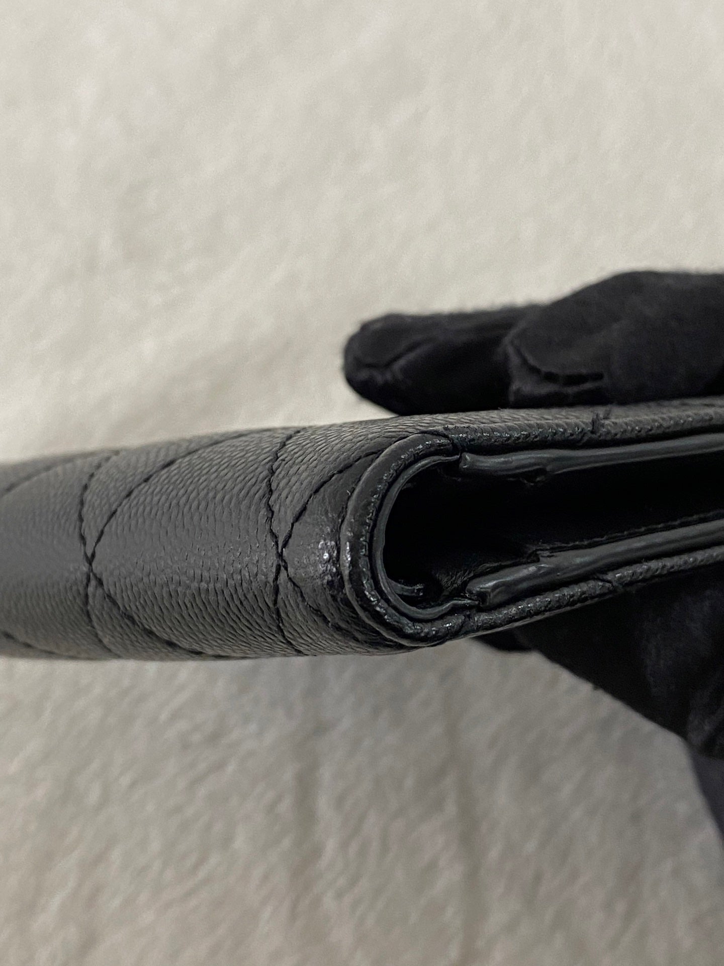 Yves Saint Laurent Caiver Bifold Wallet