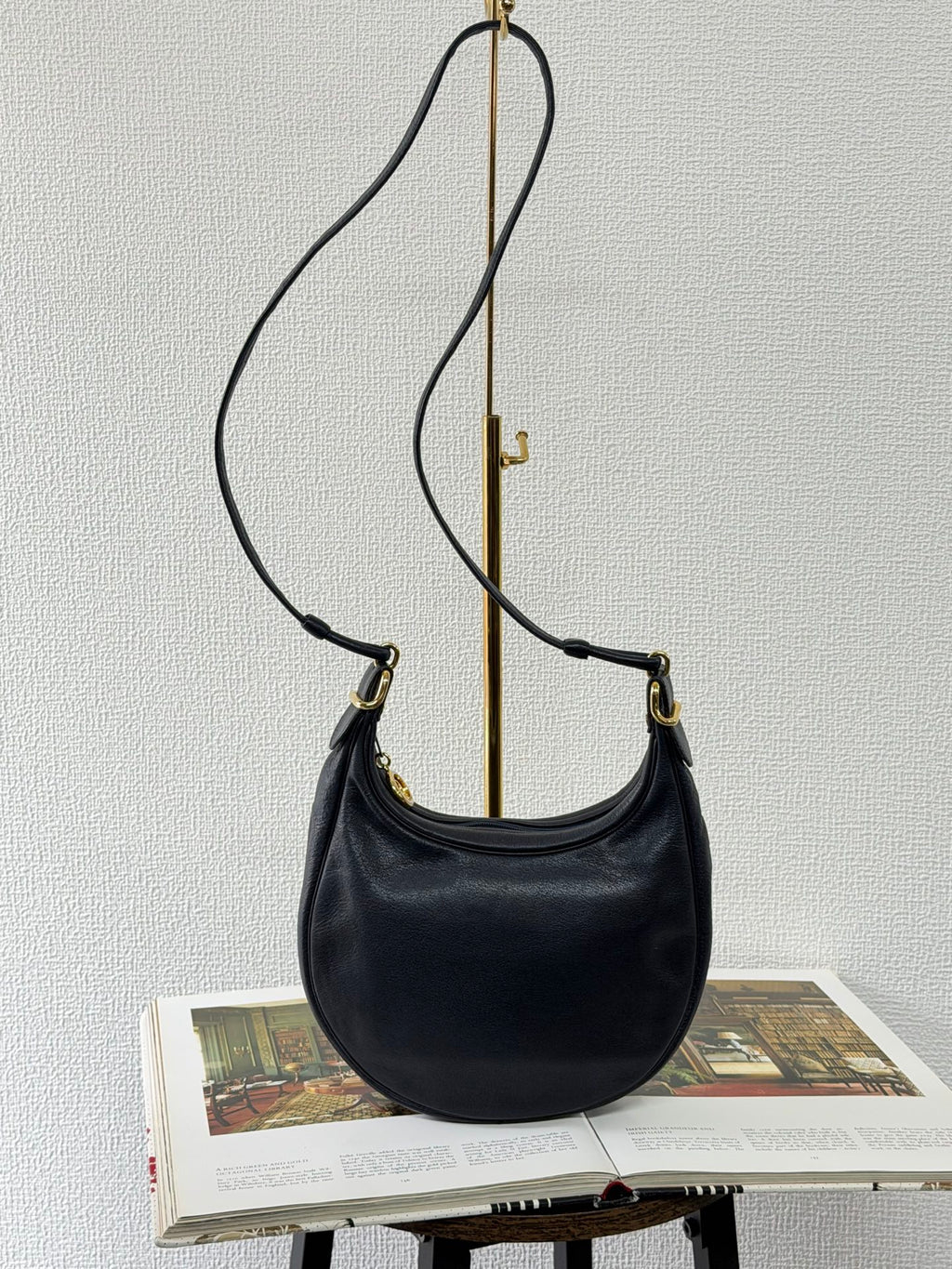 CHRISTIAN DIOR Half-moon Geniune Shoulderbag