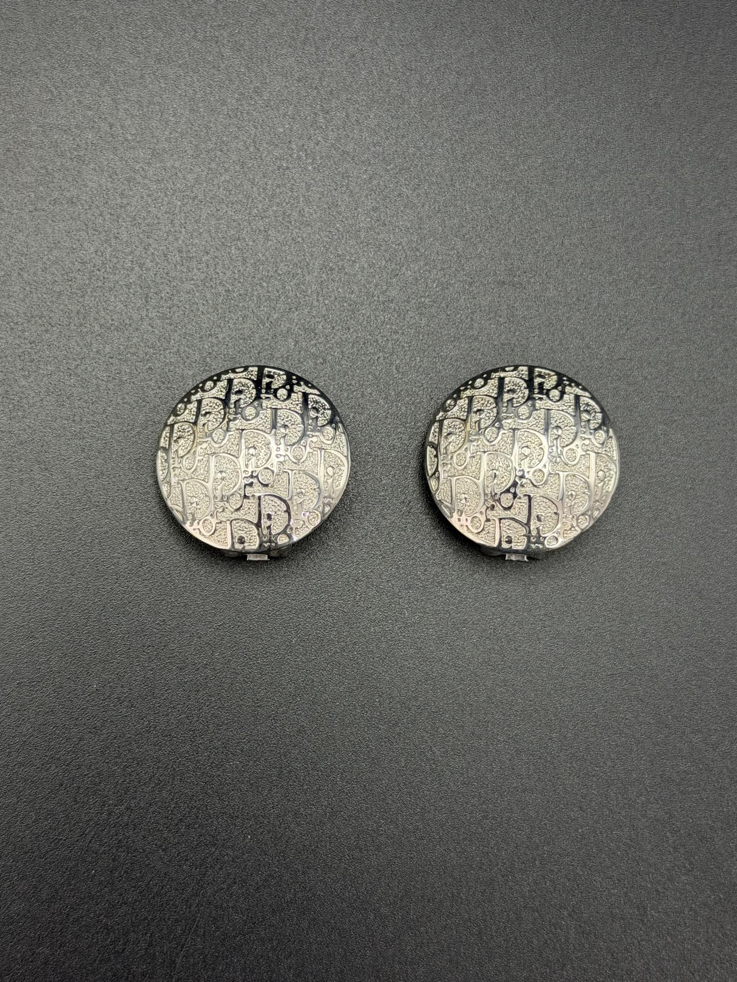 CHRISTIAN DIOR Oblique Logo Ear Clip