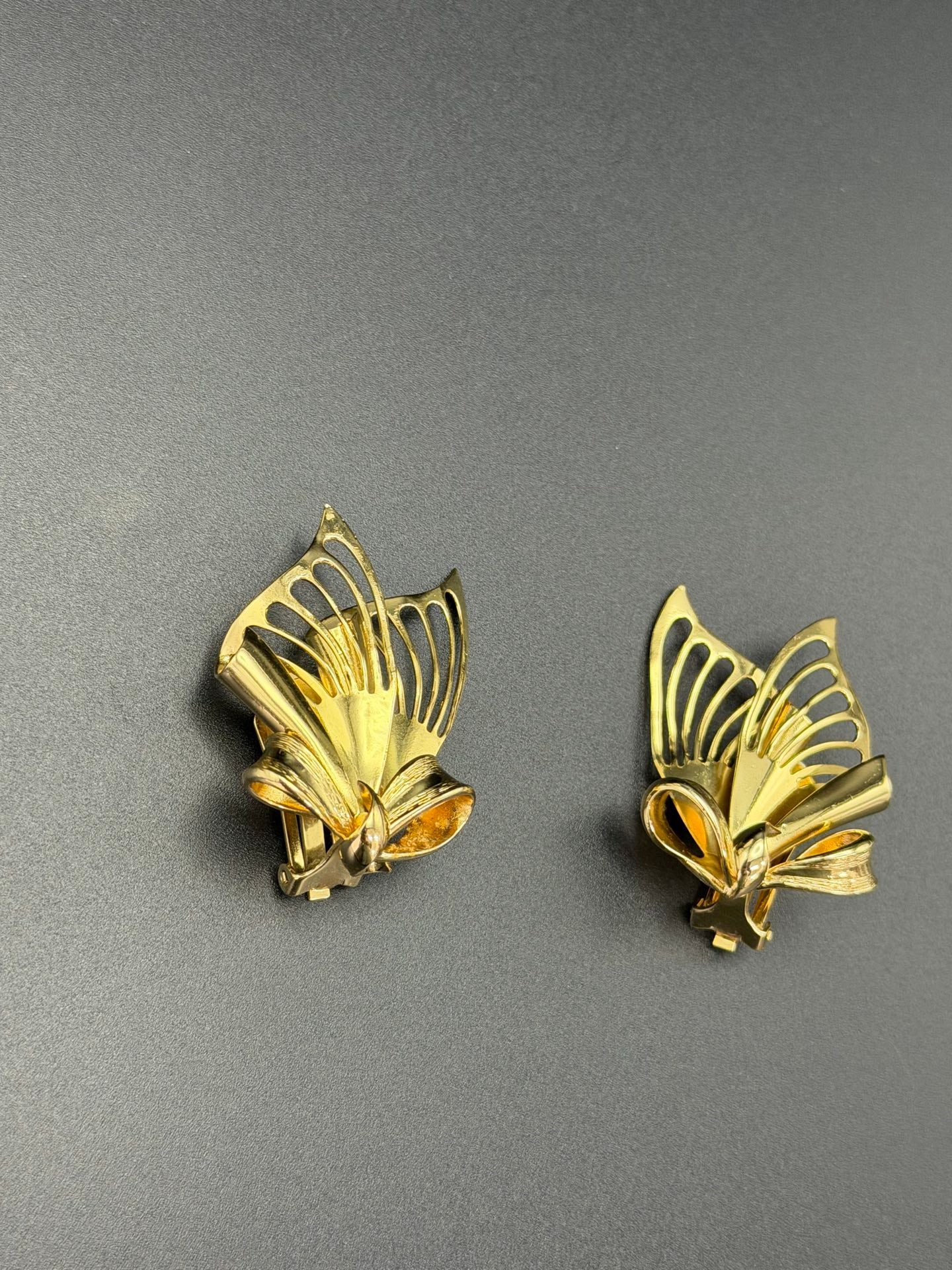 CHRISTIAN DIOR Butterfly Multiple Way Ear Clips