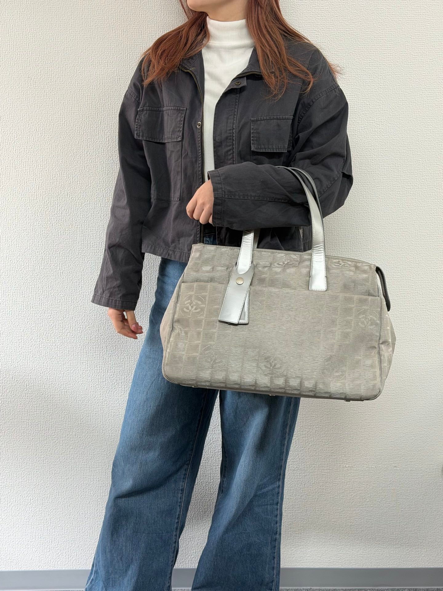 CHANEL Ice Cube Shoulderbag