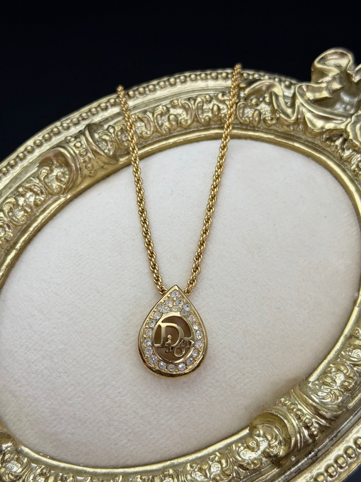 CHRISTIAN DIOR Logo Raindrop Necklace