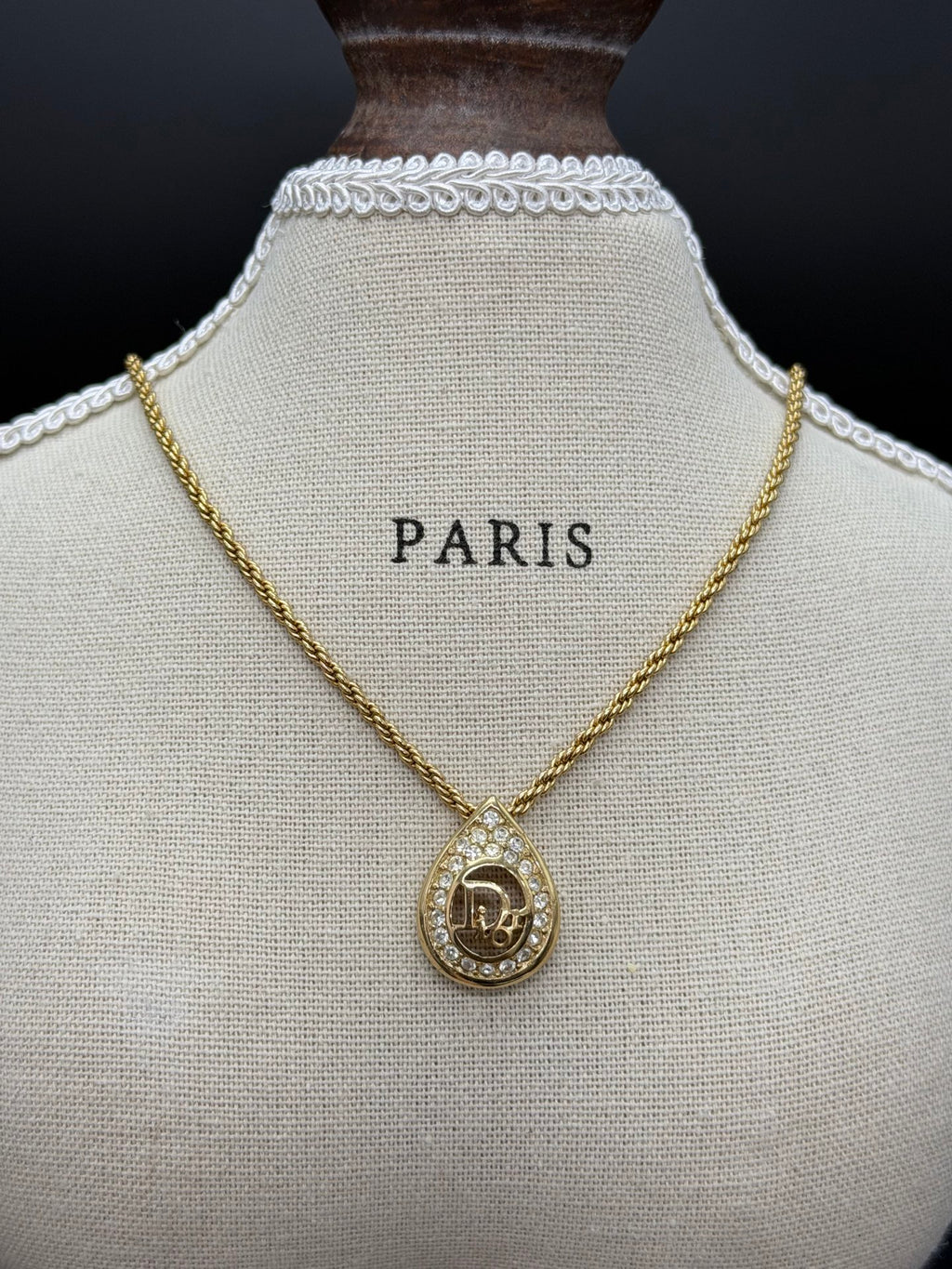 CHRISTIAN DIOR Logo Raindrop Necklace