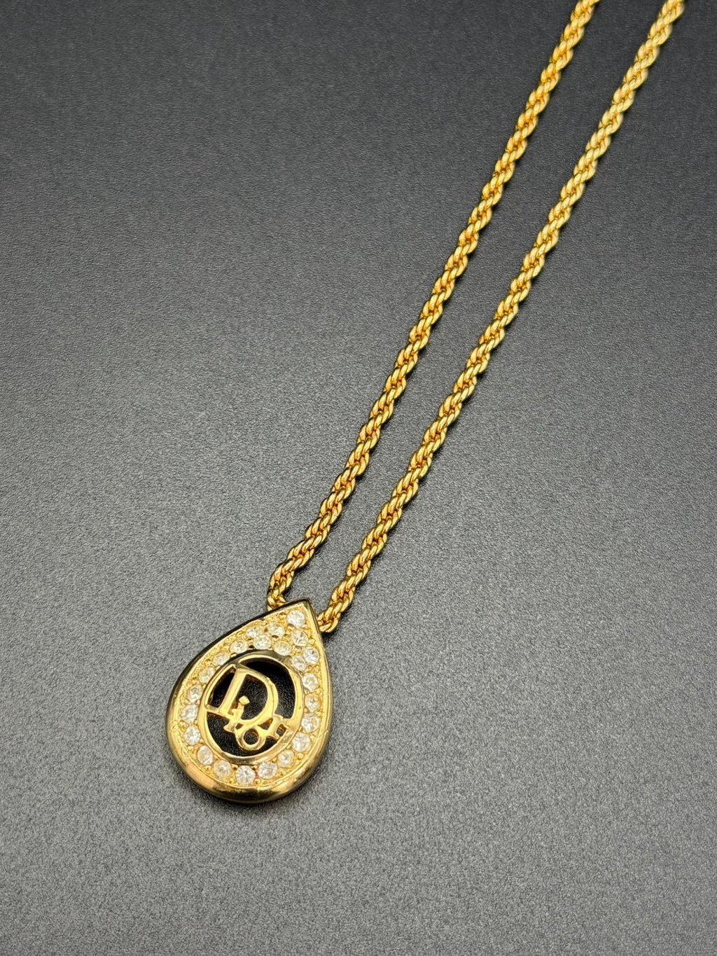 CHRISTIAN DIOR Logo Raindrop Necklace