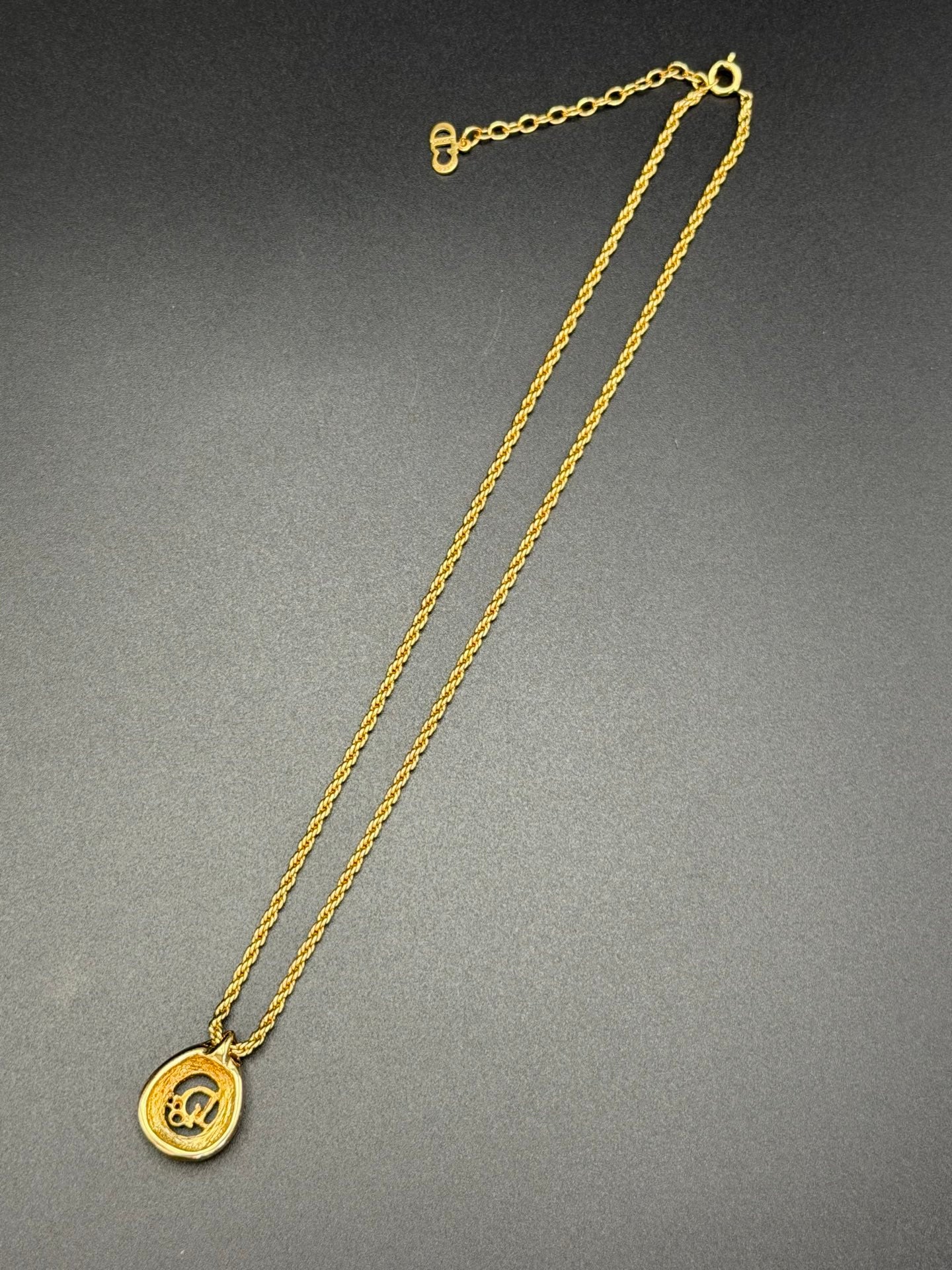 CHRISTIAN DIOR Logo Raindrop Necklace