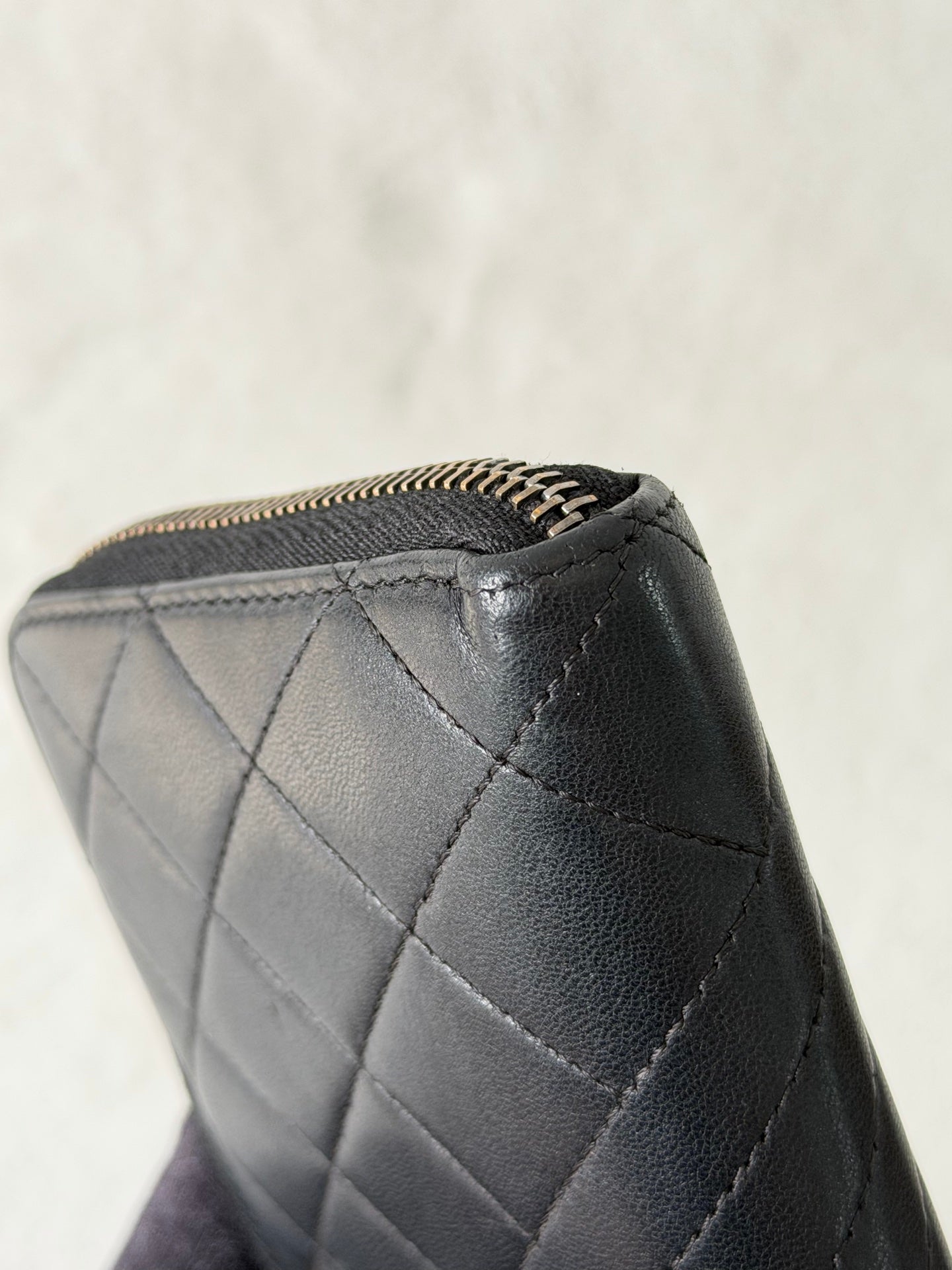 CHANEL Double-C Zipper Purse