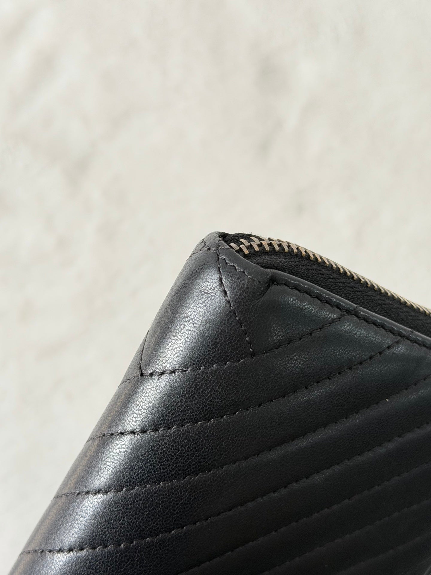 CHANEL Double-C Zipper Purse