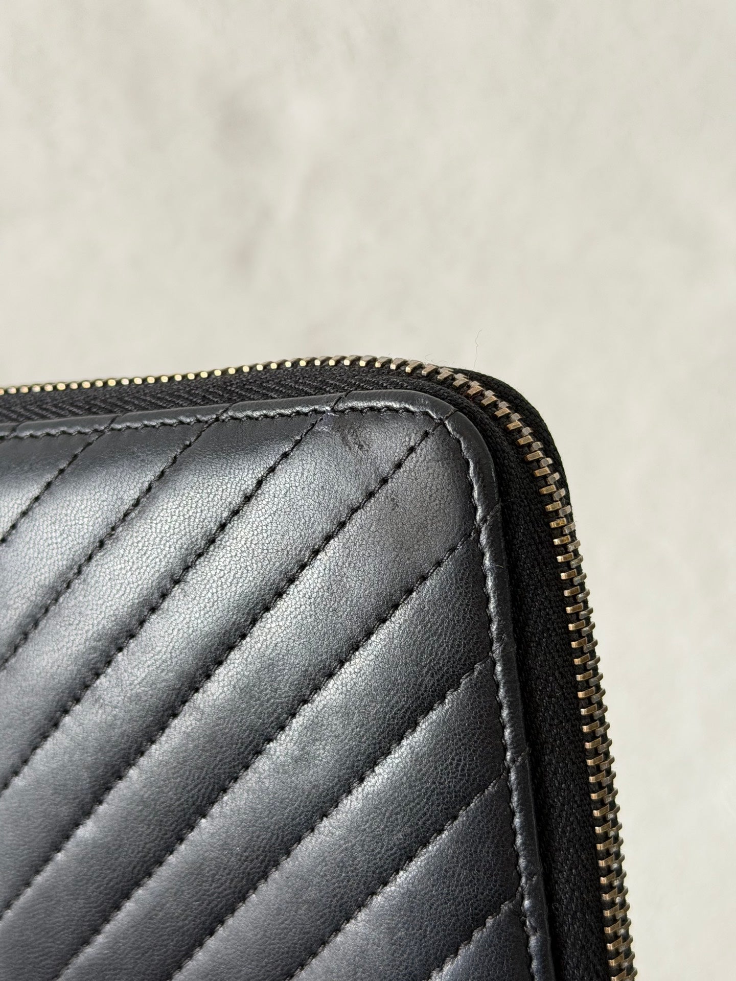 CHANEL Double-C Zipper Purse