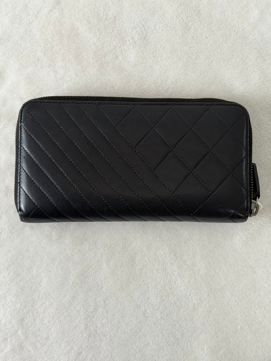 CHANEL Double-C Zipper Purse
