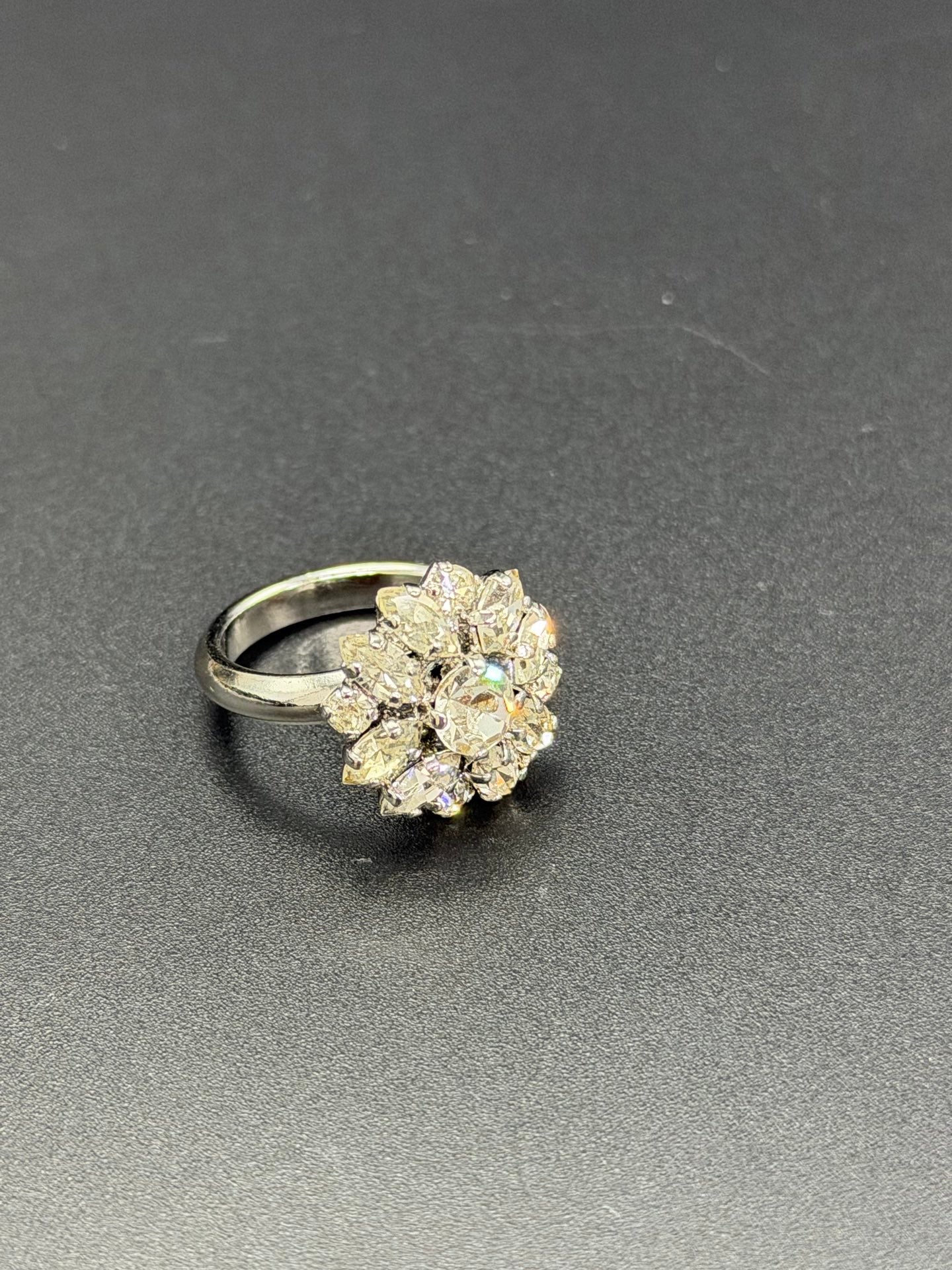 DIOR Sunflower Rhinestone Ring