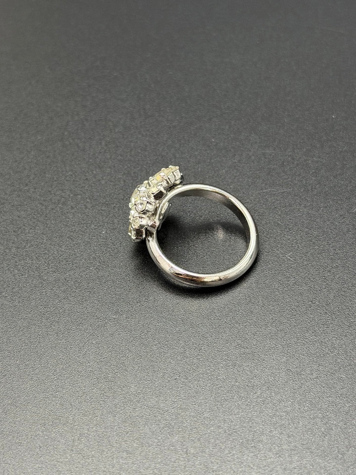 DIOR Sunflower Rhinestone Ring