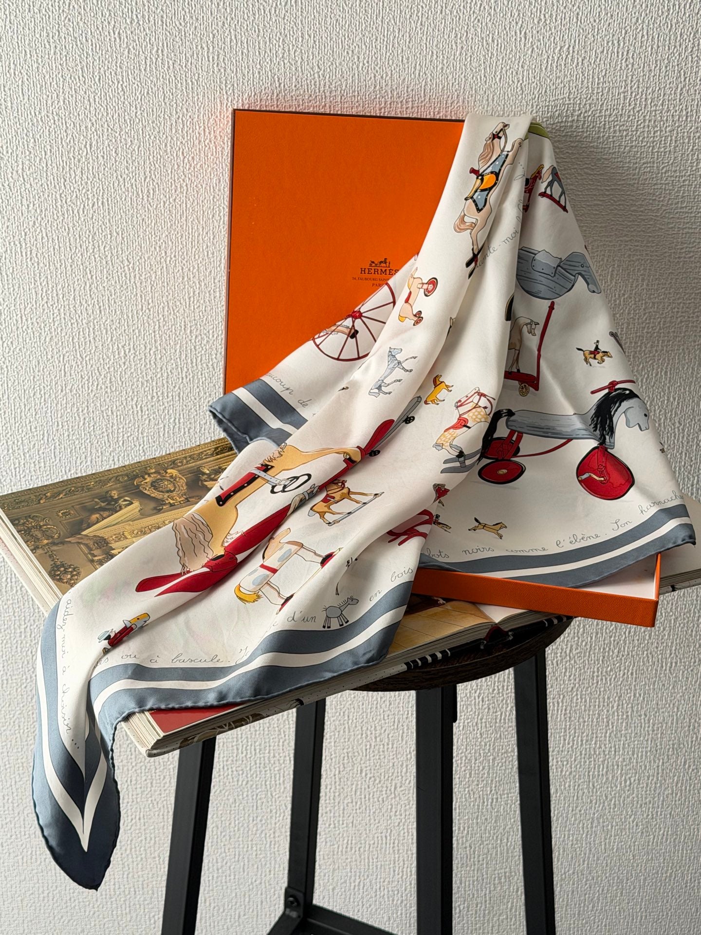 HERMES RACONTE MOI LE CHEVAL Silk Scarf 90'