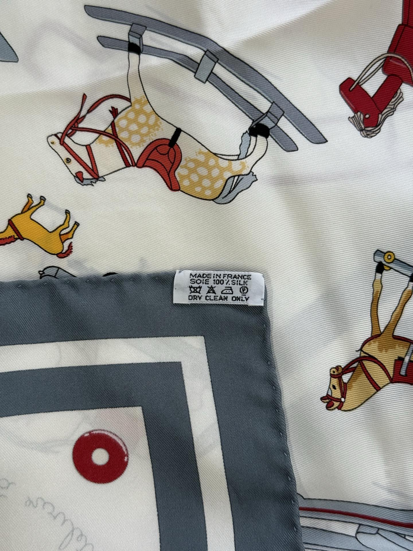 HERMES RACONTE MOI LE CHEVAL Silk Scarf 90'