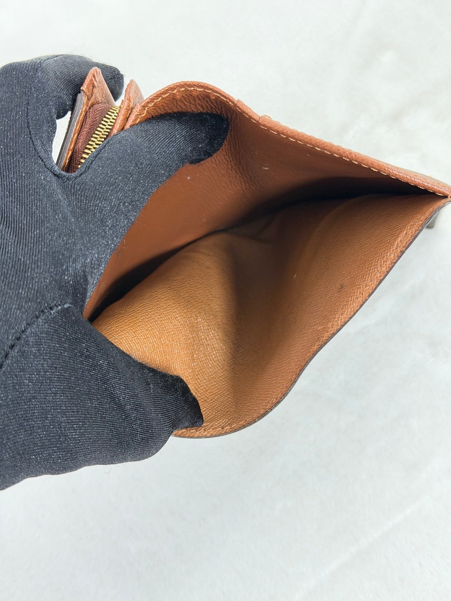 LOUIS VUITTON Monogram Bifold Wallet