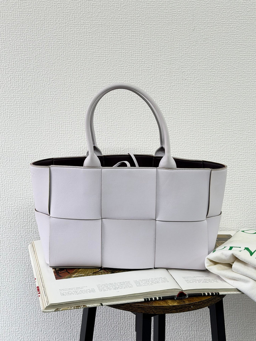 BOTTEGA VENETA Arco Violet Totebag