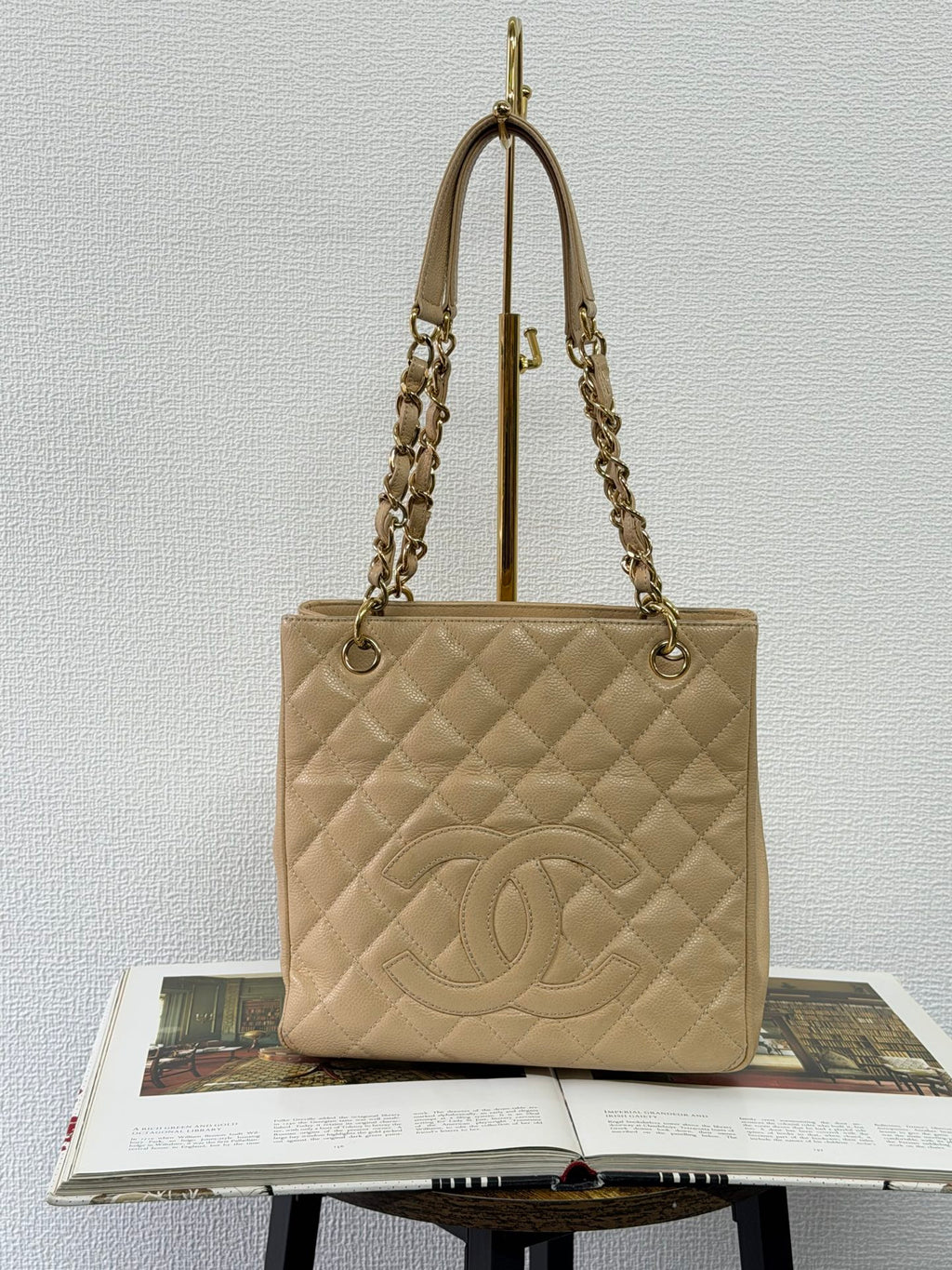 CHANEL GST Beige Double-C Totebag