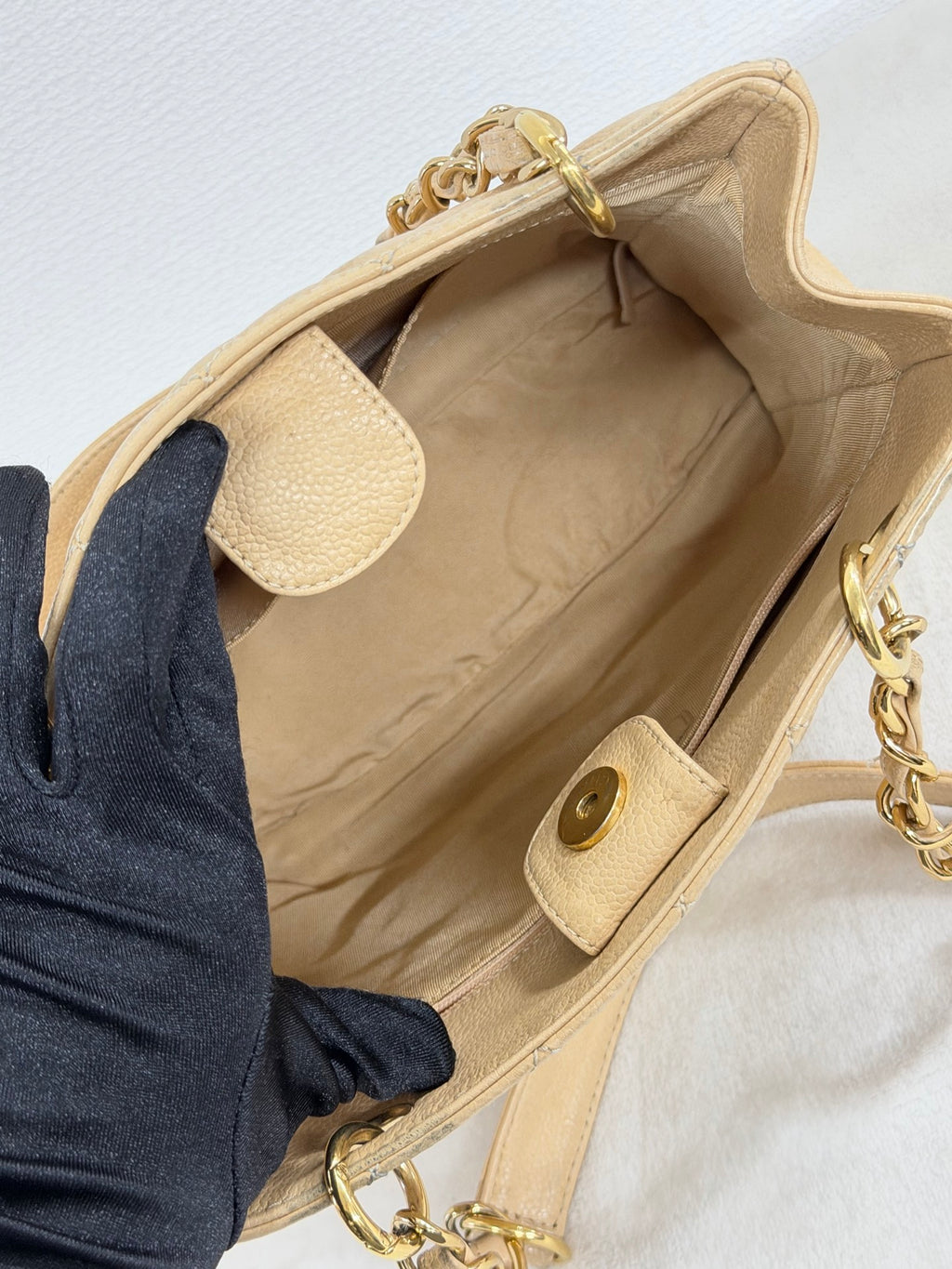 CHANEL GST Beige Double-C Totebag