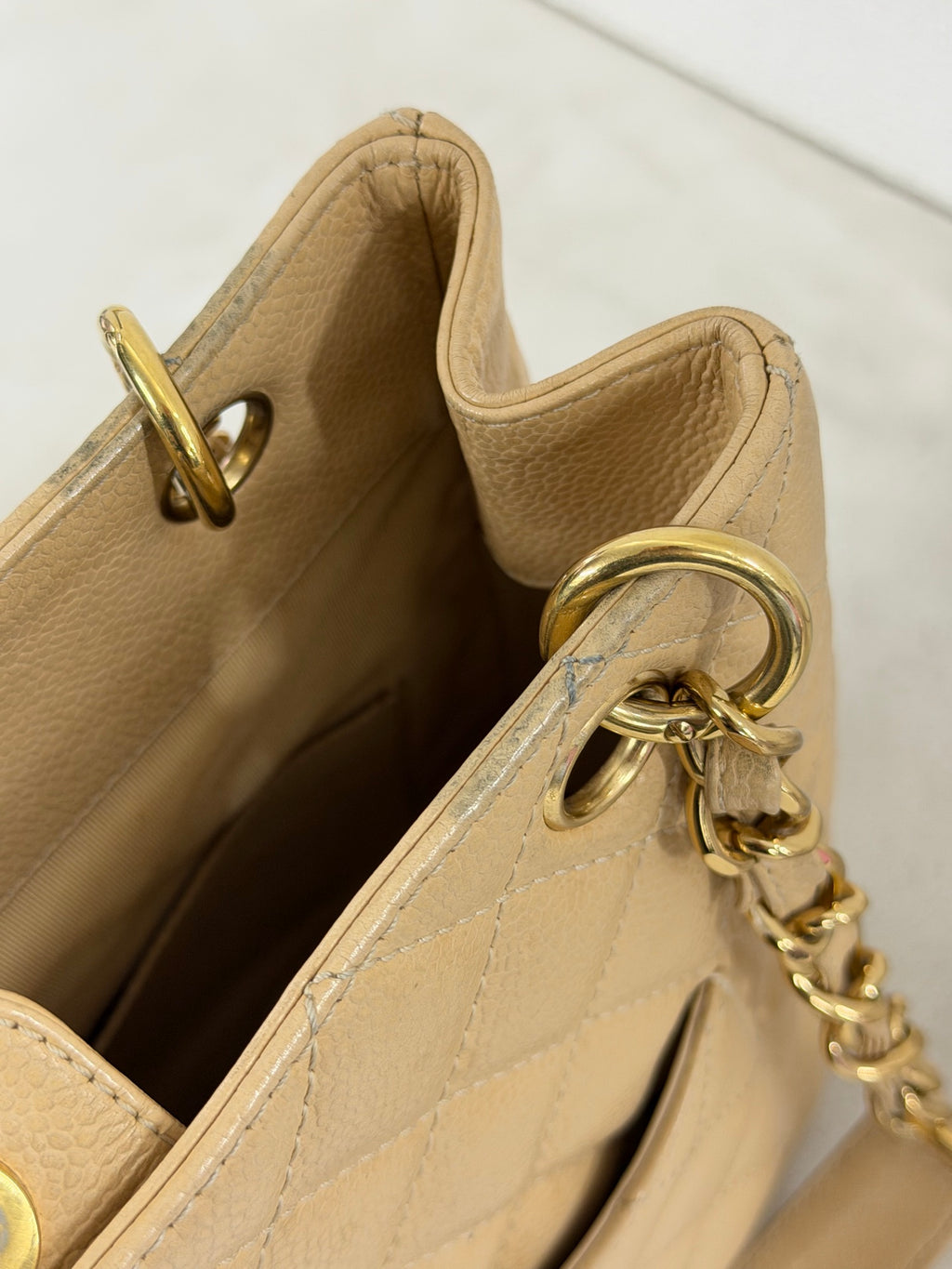 CHANEL GST Beige Double-C Totebag