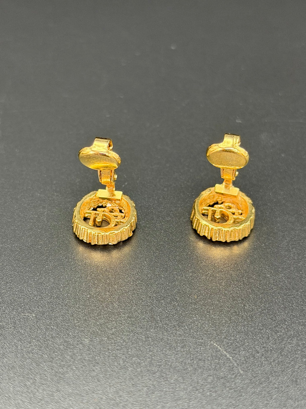 CHRISTIAN DIOR Logo Rhinestone Ear clips