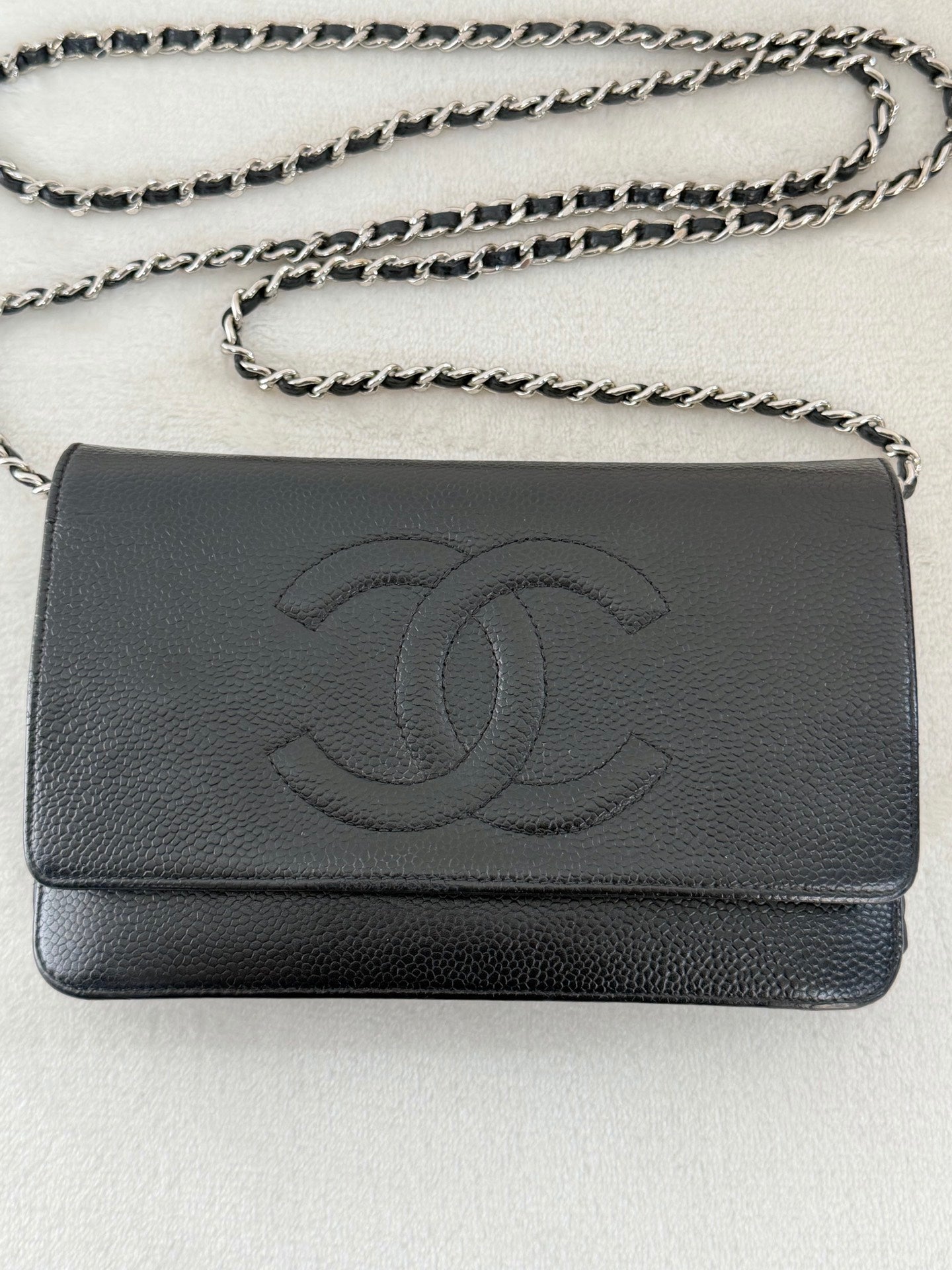 CHANEL Cavier Double-C WOC chainbag