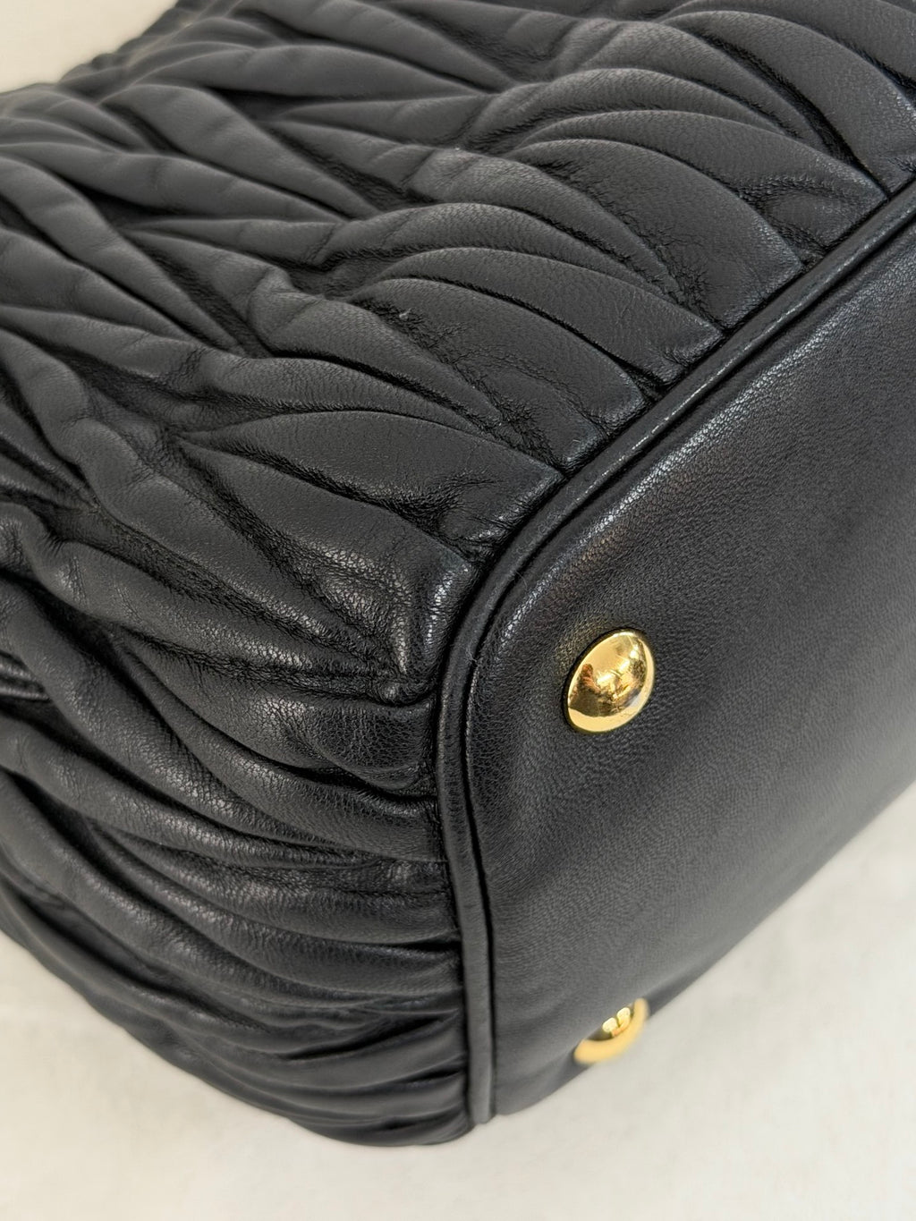 MIUMIU Matelasse Secchiello Bag Black