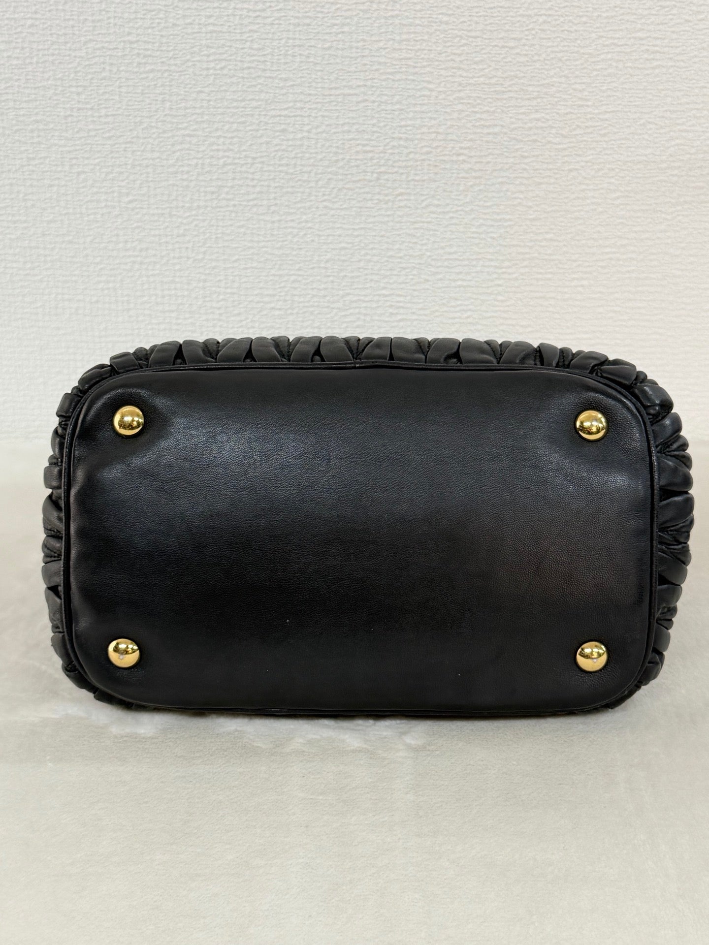 MIUMIU Matelasse Secchiello Bag Black