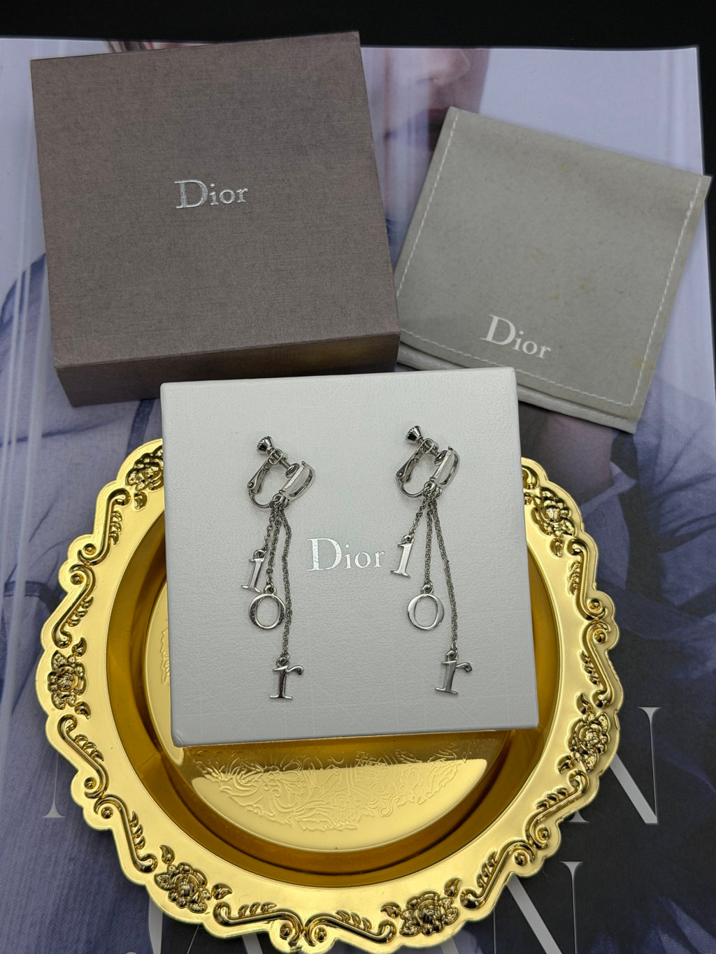 DIOR Ear Clips Set