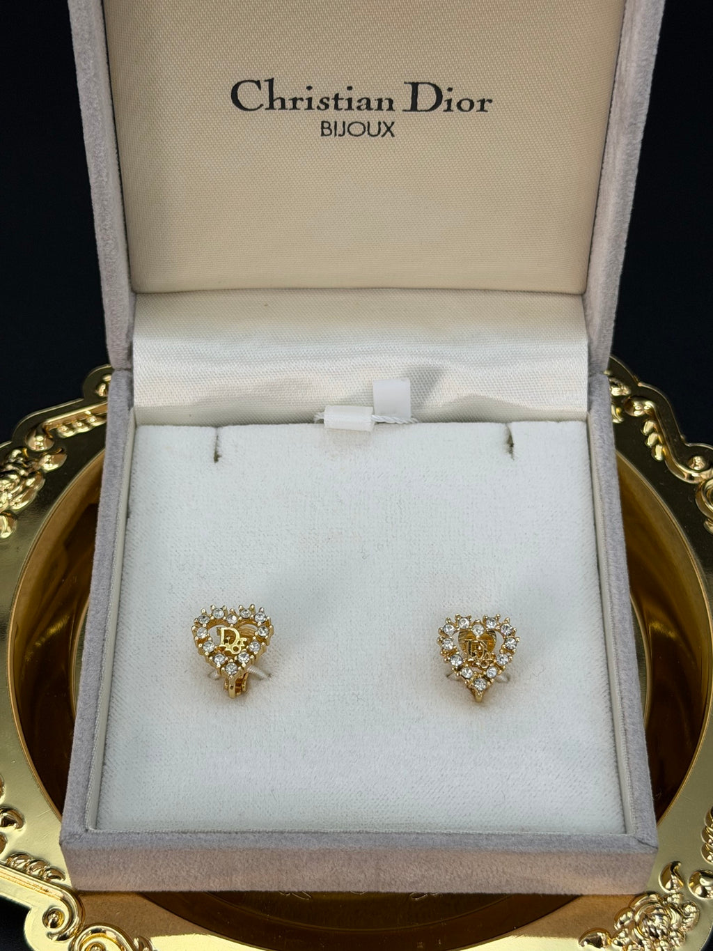 DIOR Heart-shaped Ear Clips