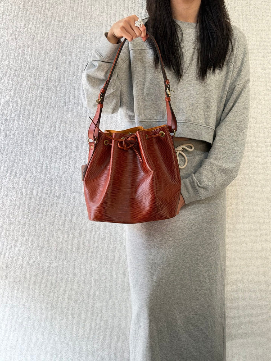 LOUIS VUITTON Epi Noe Bucket Shoulderbag