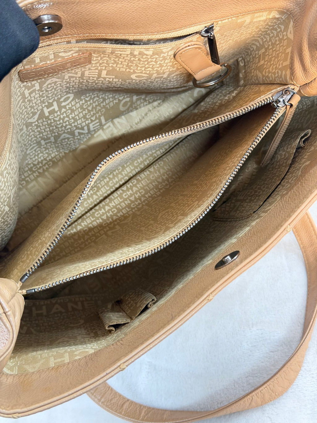 CHANEL Ice cube Beige Totebag