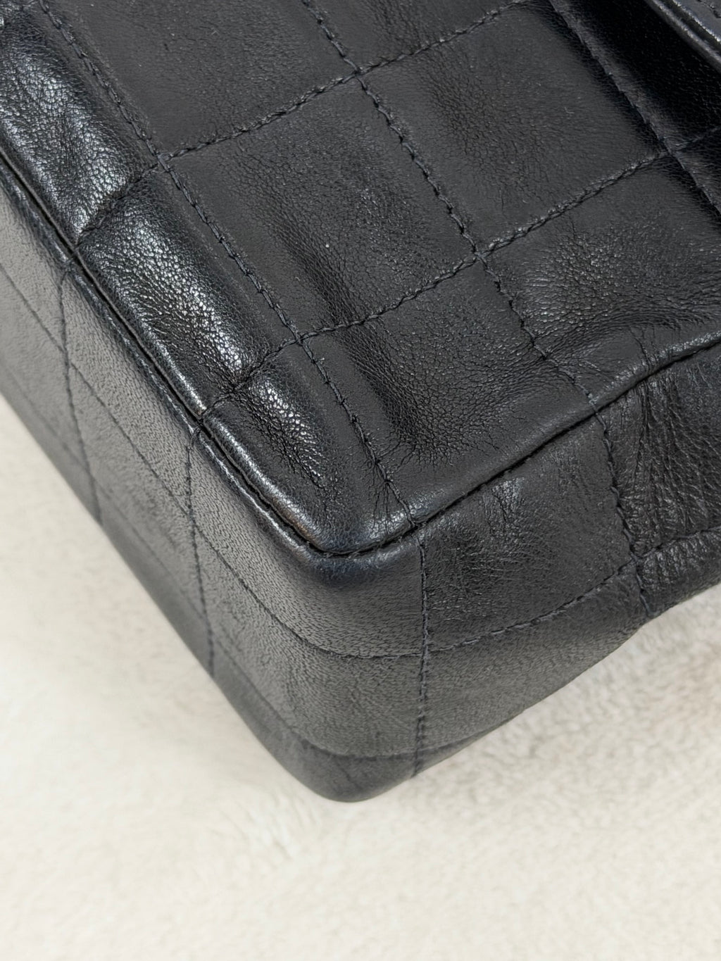 CHANEL Ice cube 2.55 flap chainbag