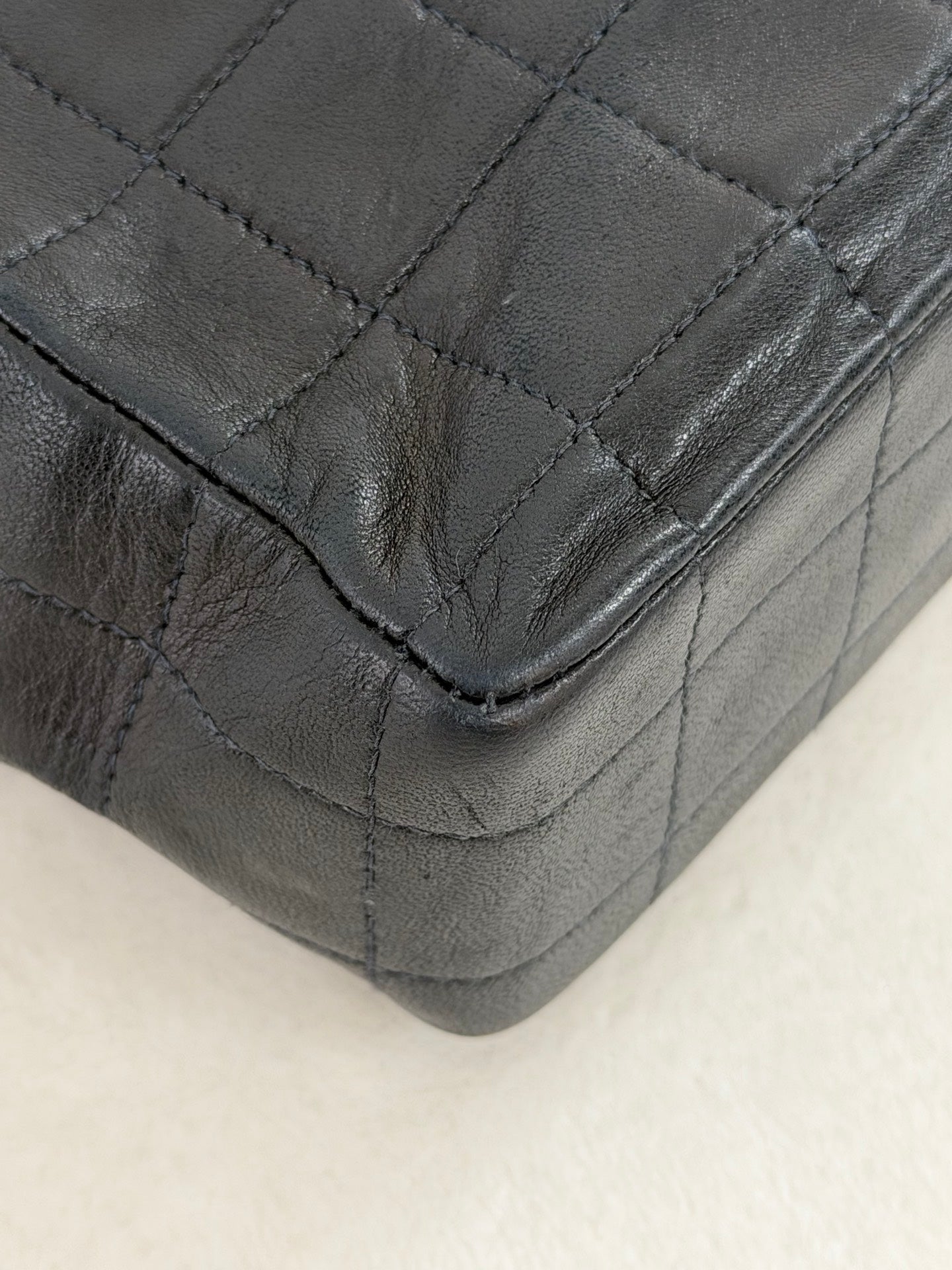 CHANEL Ice cube 2.55 flap chainbag