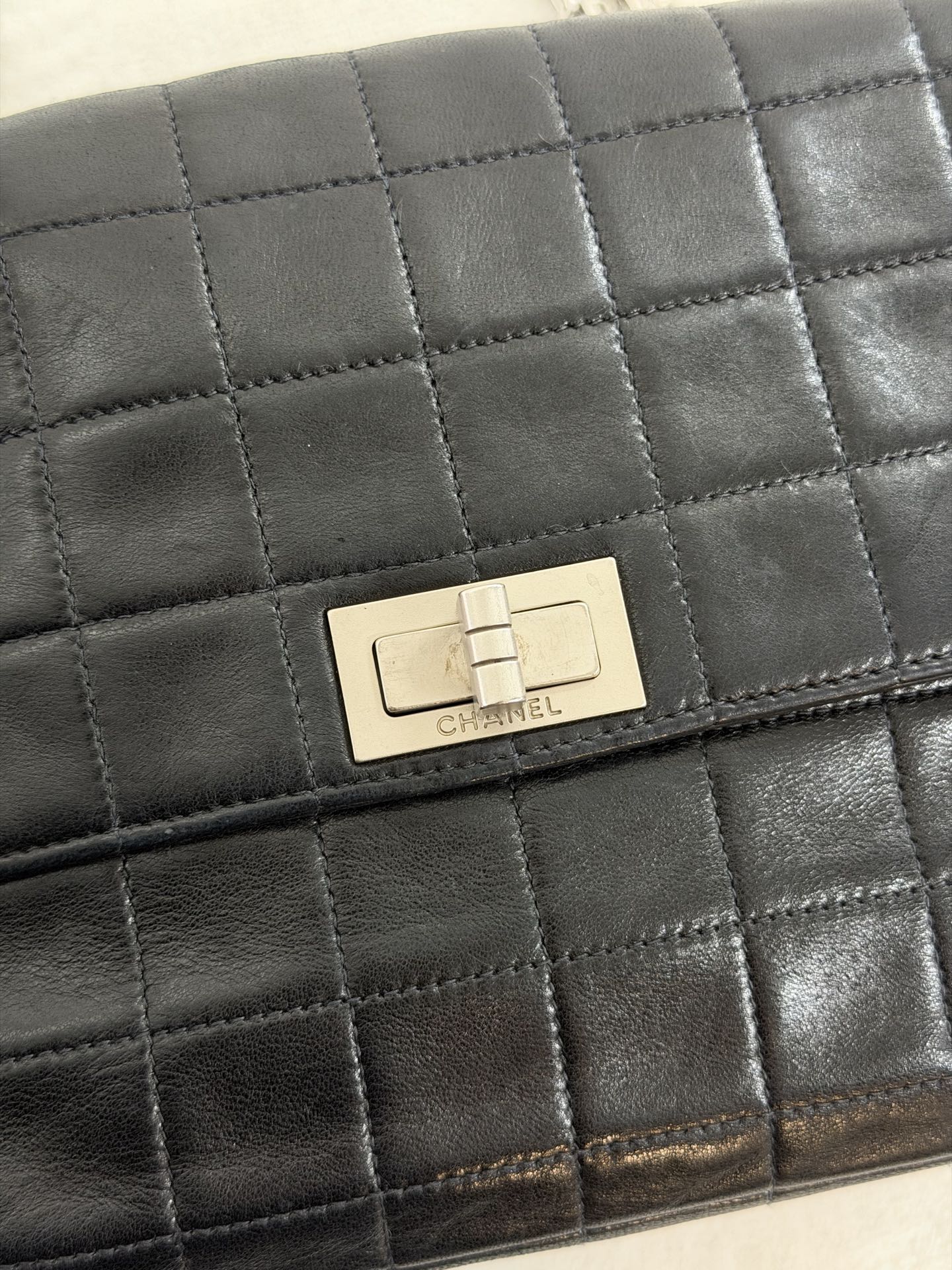 CHANEL Ice cube 2.55 flap chainbag