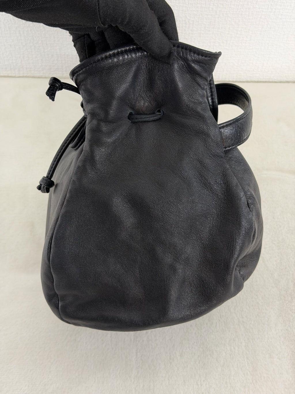 CHANEL Lambksin Bucketbag